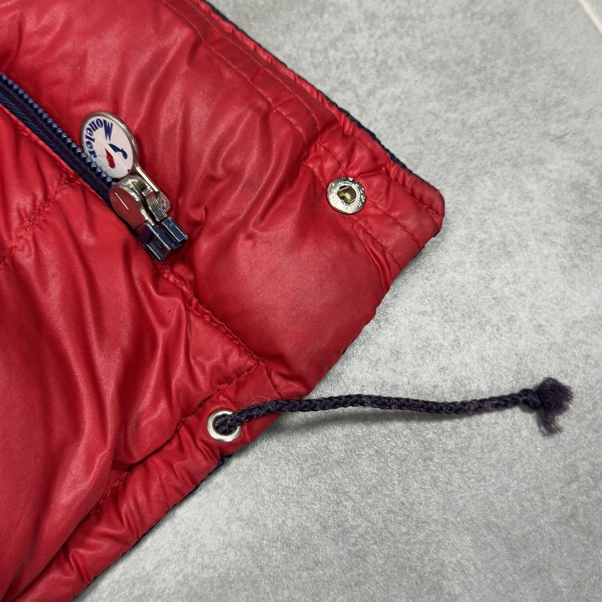 Moncler × Vintage Vintage Moncler Grenoble Puffer Down Jacket Size M Size US M / EU 48-50 / 2 - 19 Thumbnail
