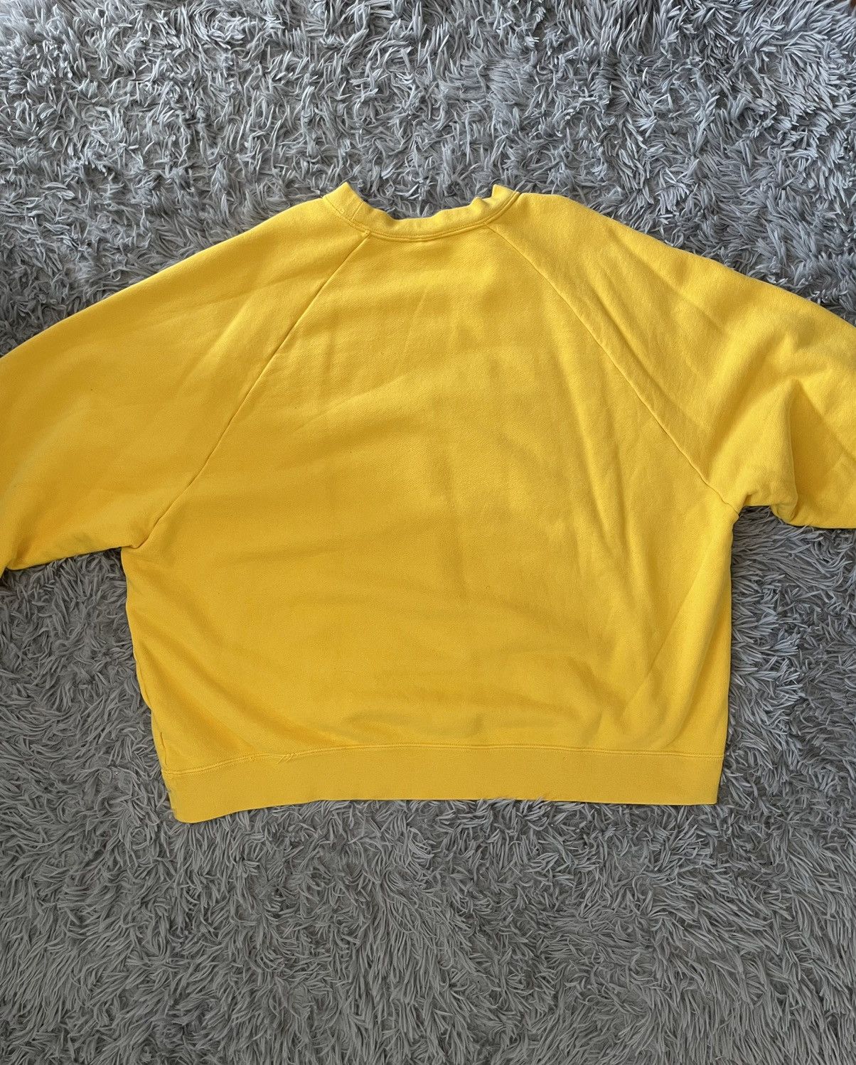 Designer × Nike Oversized Yellow Nike Sportswear Crewneck Pullover Size US L / EU 52-54 / 3 - 2 Thumbnail