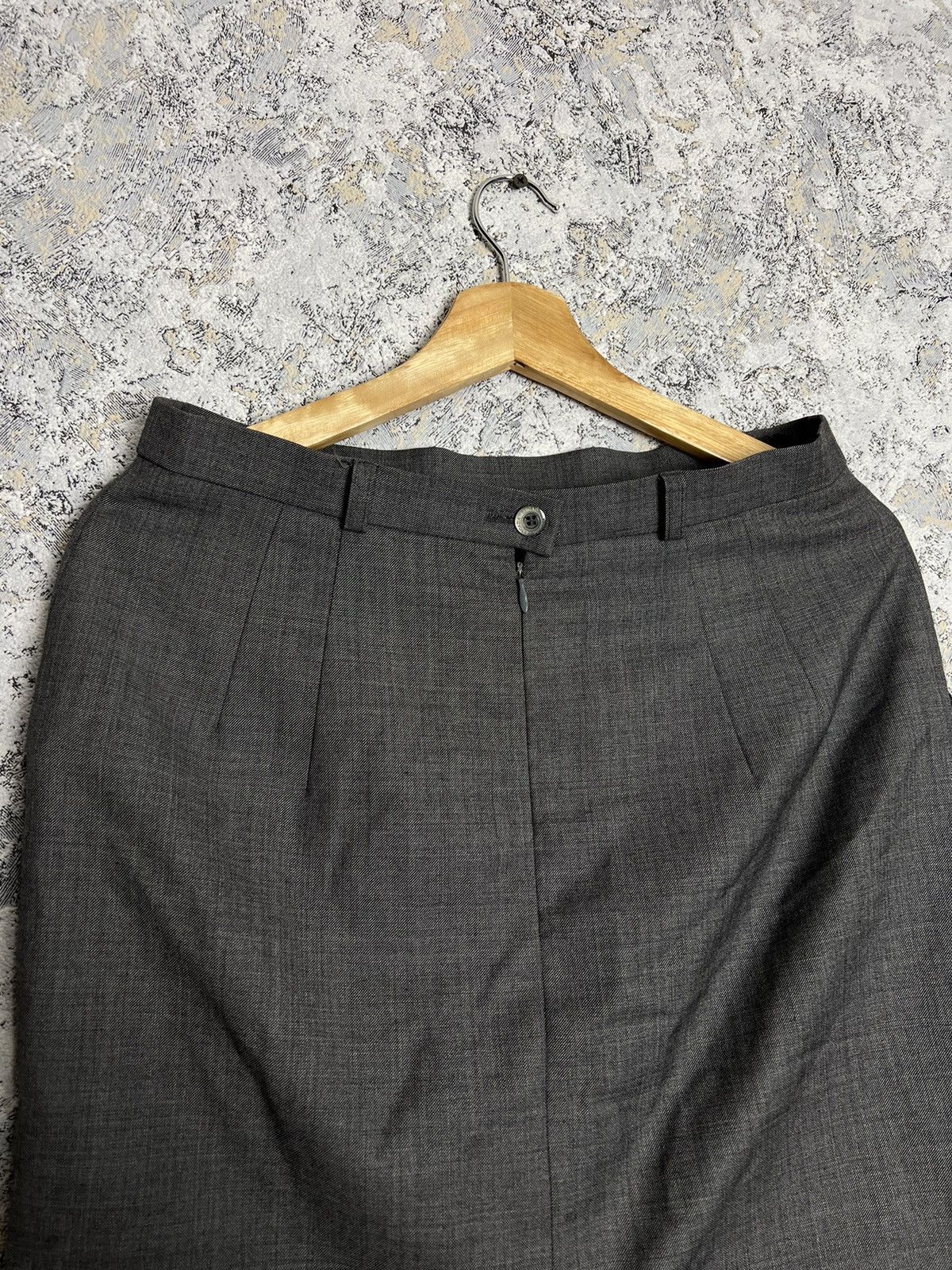 Escada × Escada Sport × Vintage Escada Margaretha Ley Womens Straight Pencil Skirt 100% Wool Size 27" / US 4 / IT 40 - 3 Thumbnail
