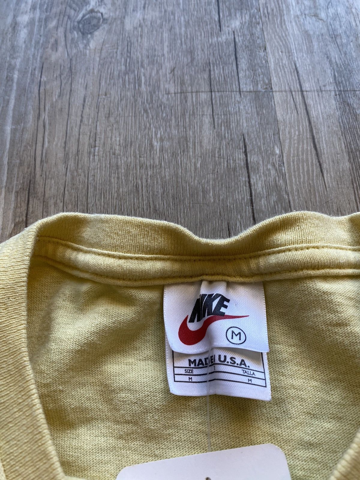 Nike × Vintage Vintage 90s Nike Script Logo Graphic Tshirt Size US S / EU 44-46 / 1 - 5 Thumbnail