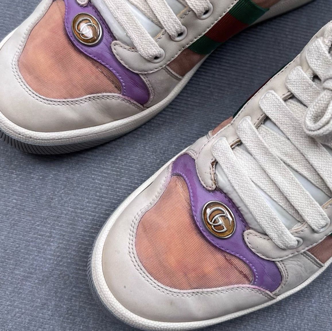 Gucci Gucci Screener GG Enamel Purple Accent Distressed Sneakers Size US 8 / IT 38 - 3 Thumbnail