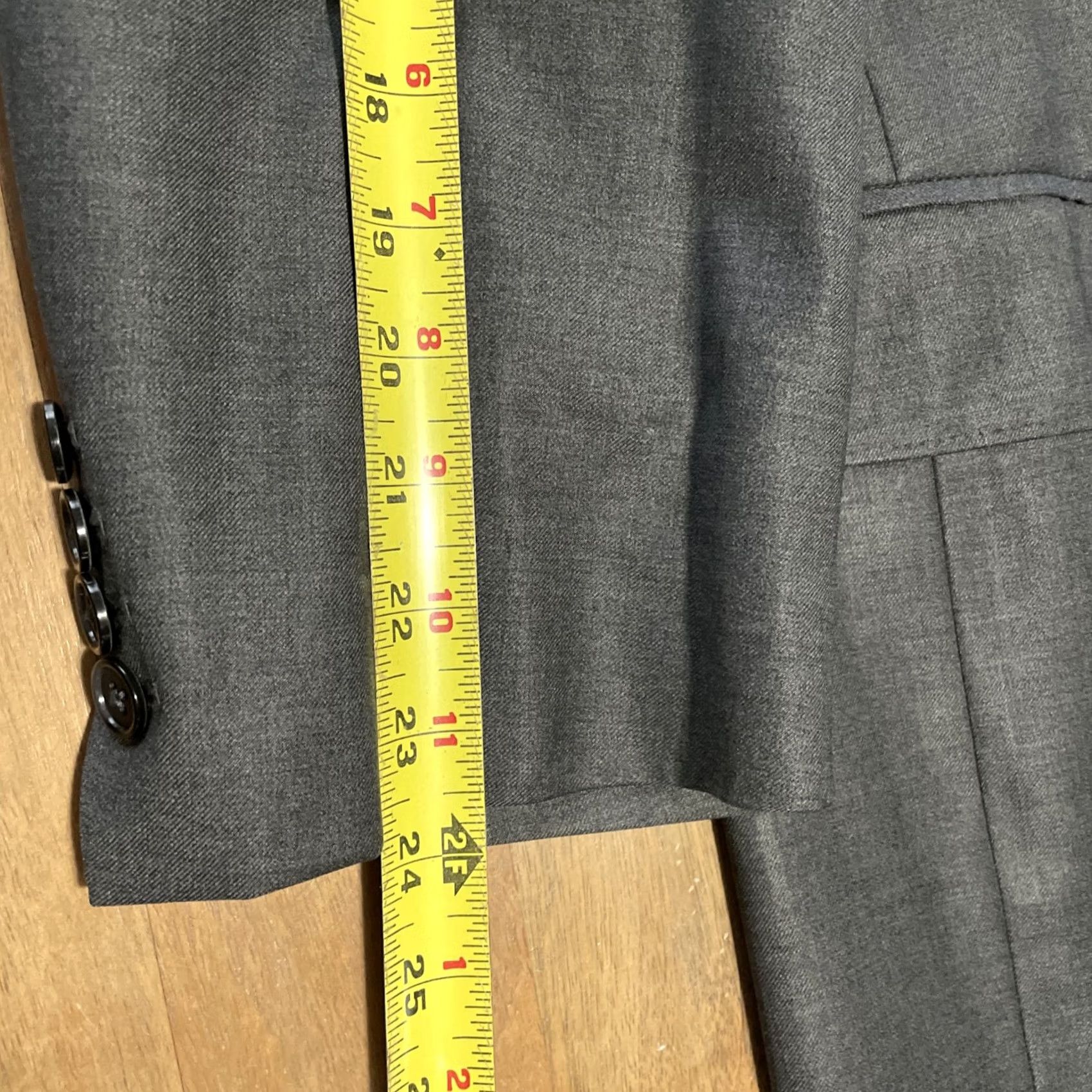 Ermenegildo Zegna VINTAGE Ermenegildo Zegna Sport Coat Jacket Mens 44R Blazer Gray Wool Silk Cashmere Notch 2-Button Single-Breasted Leather? Size 44R - 7 Thumbnail