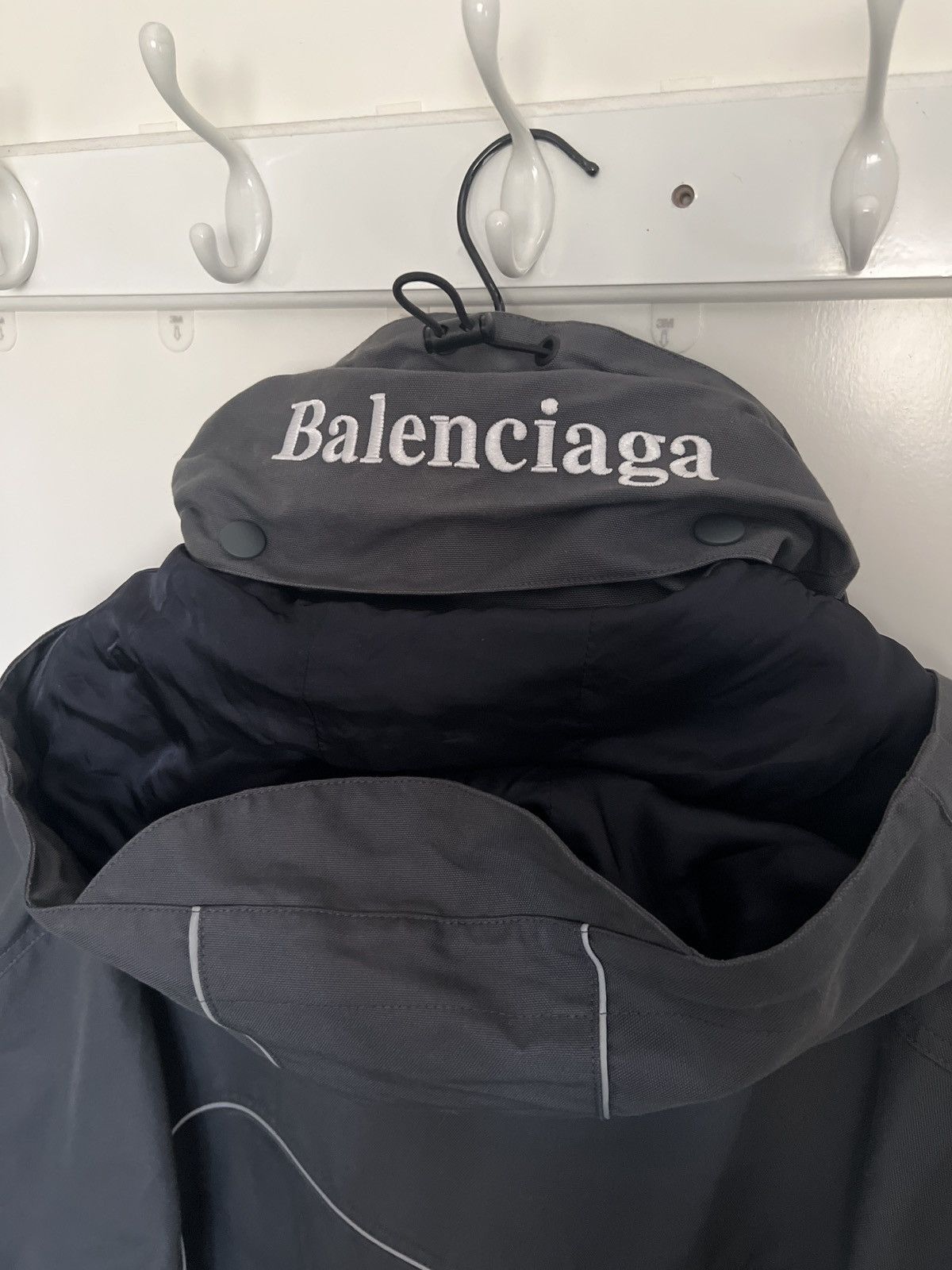 Balenciaga Balenciaga Gray C-shape Shell Parka Coat Size US S / EU 44-46 / 1 - 6 Thumbnail