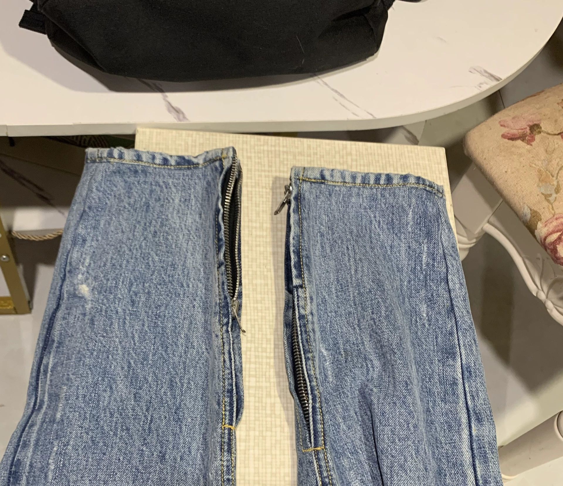 Fear of God Fear of God main line, Season 4, distressed blue jeans Size US 34 / EU 50 - 3 Thumbnail