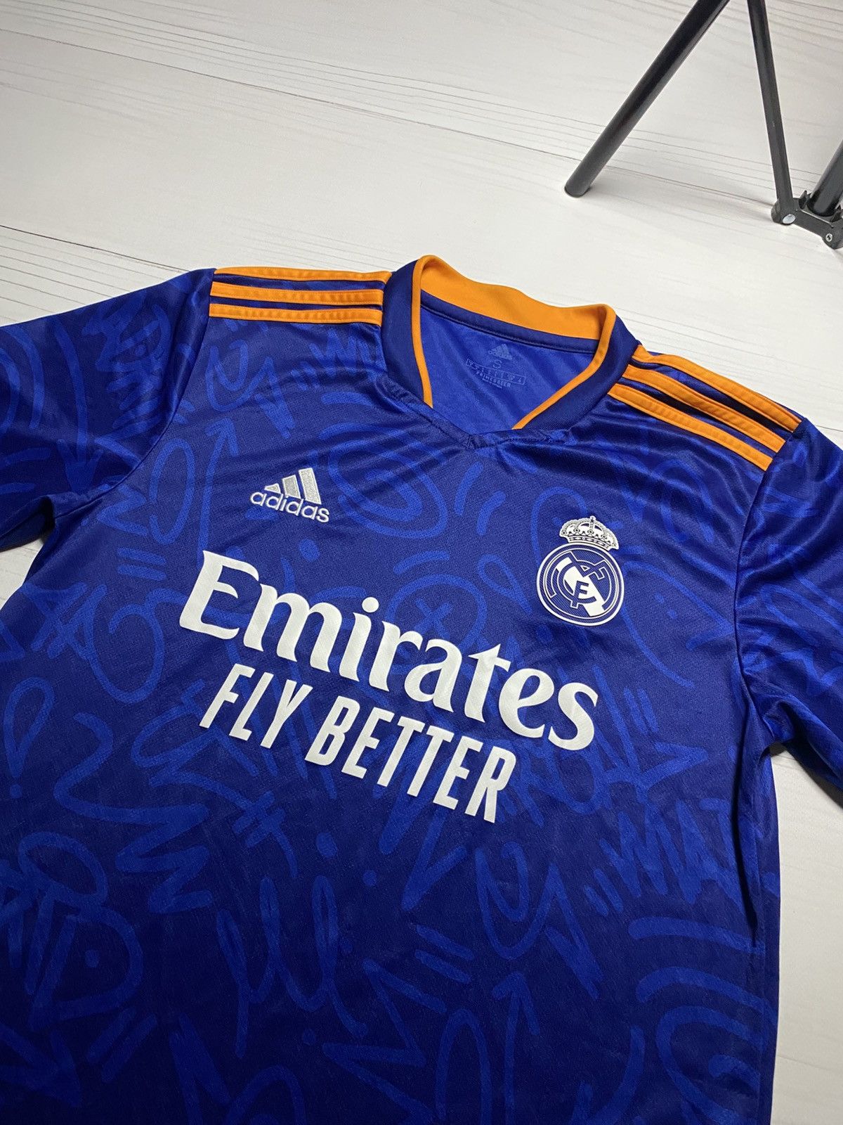 Adidas Adidas Real Madrid 2021/22 away football y2k t shirt soccer Size US S / EU 44-46 / 1 - 14 Thumbnail