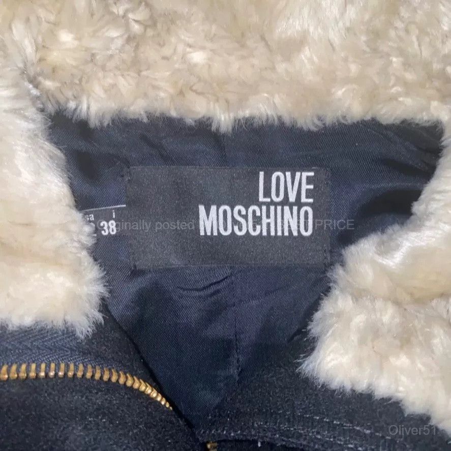 Moschino Romania-Made Shearling Collar Bfajjkl311 in Black, Women's — image 3 of 4