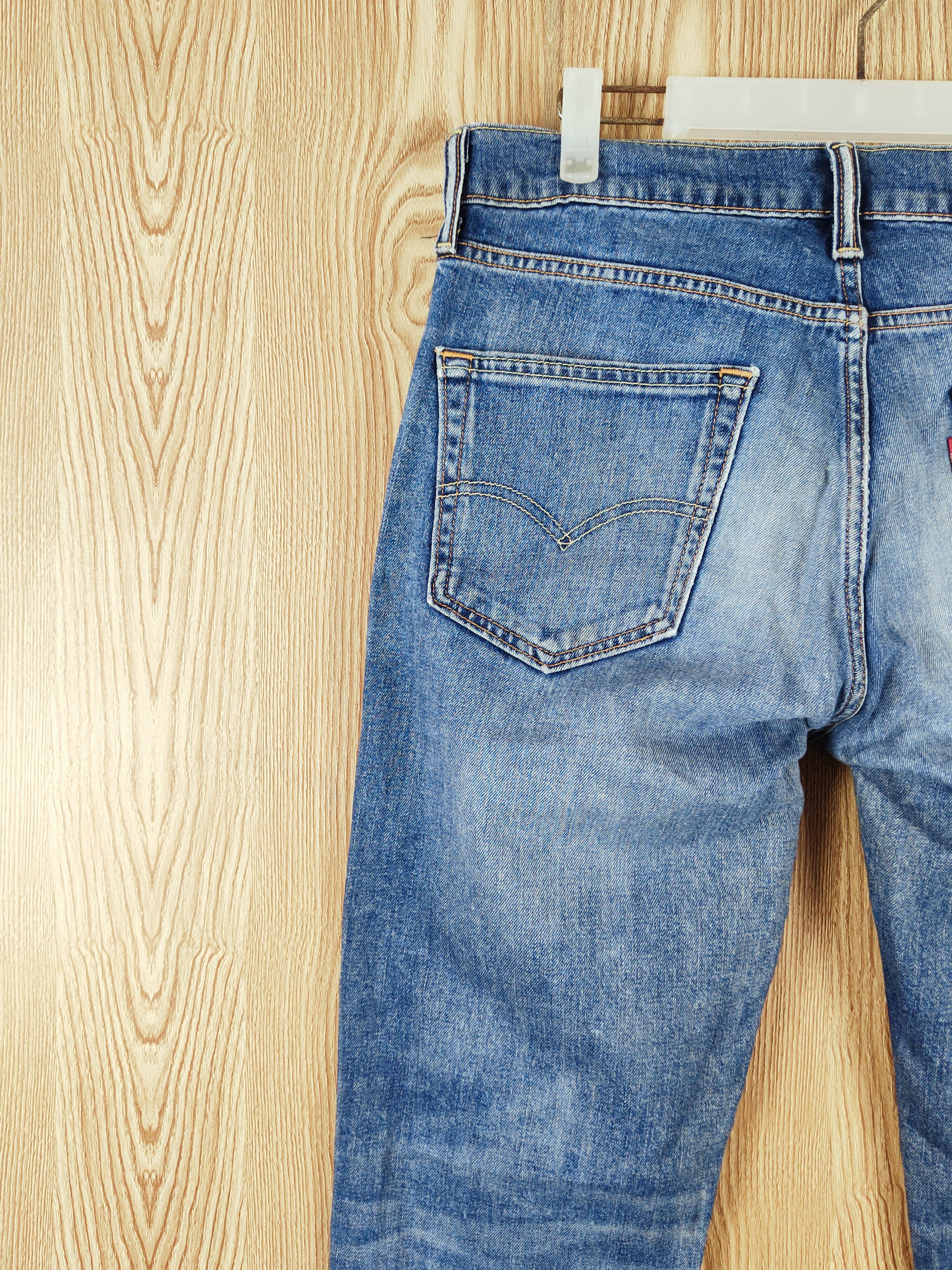 Levi's Levi's vintage Blue Distressed Ripped Jeans #W535 Size US 34 / EU 50 - 8 Thumbnail