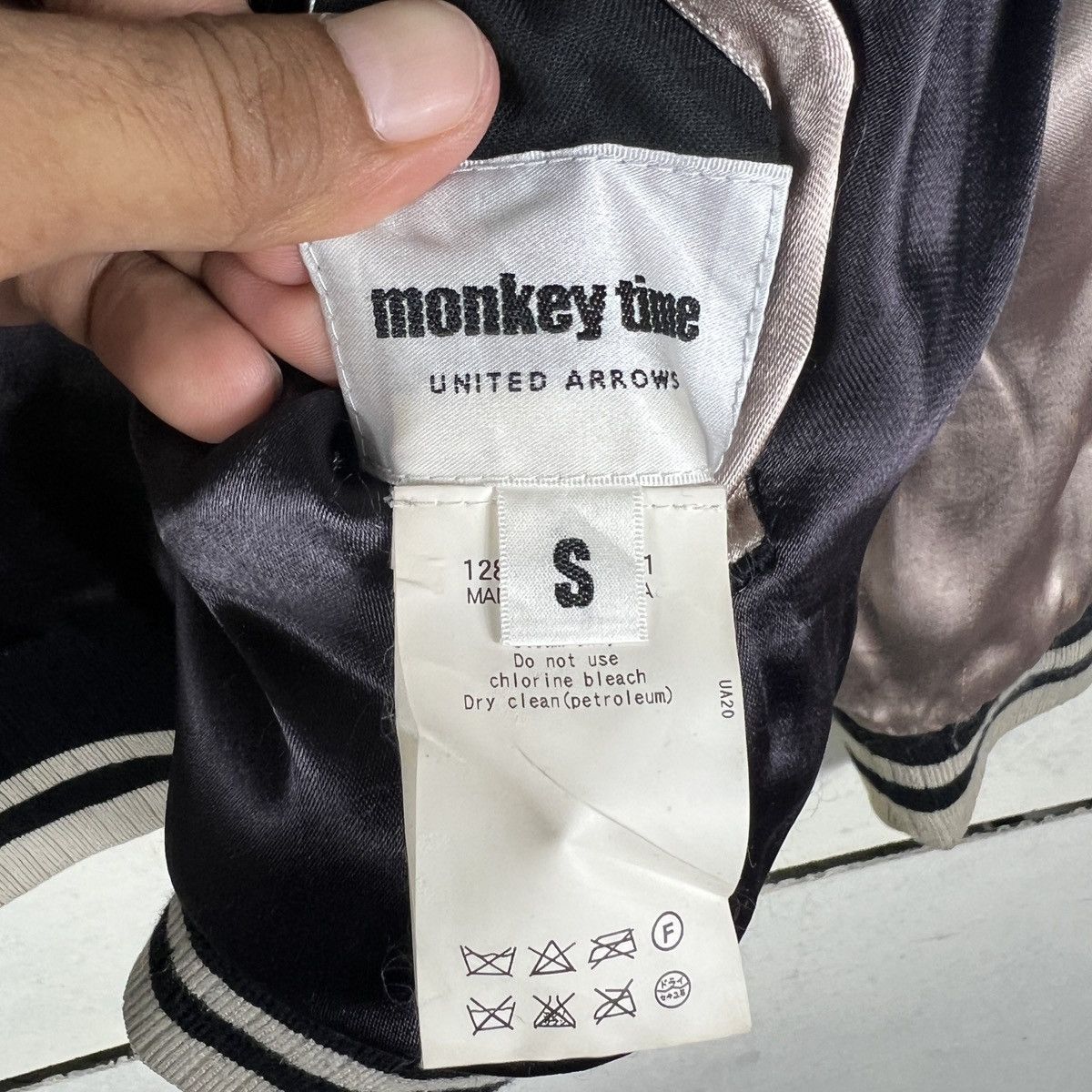 monkey time Monkey Time United Arrows Reversible Sukajan Vietnam War Size US S / EU 44-46 / 1 - 11 Thumbnail