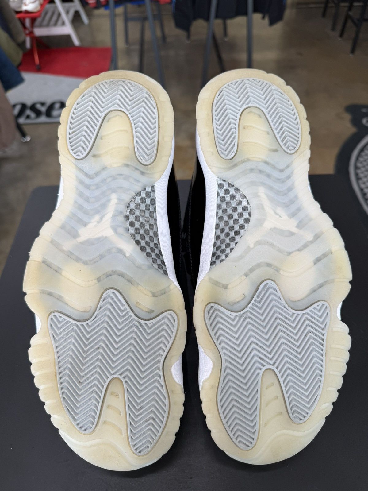 Jordan Brand Air Jordan 11 Jubilee 25th Anniversary Size 10.5 (2020) Size US 10.5 / EU 43-44 - 9 Thumbnail