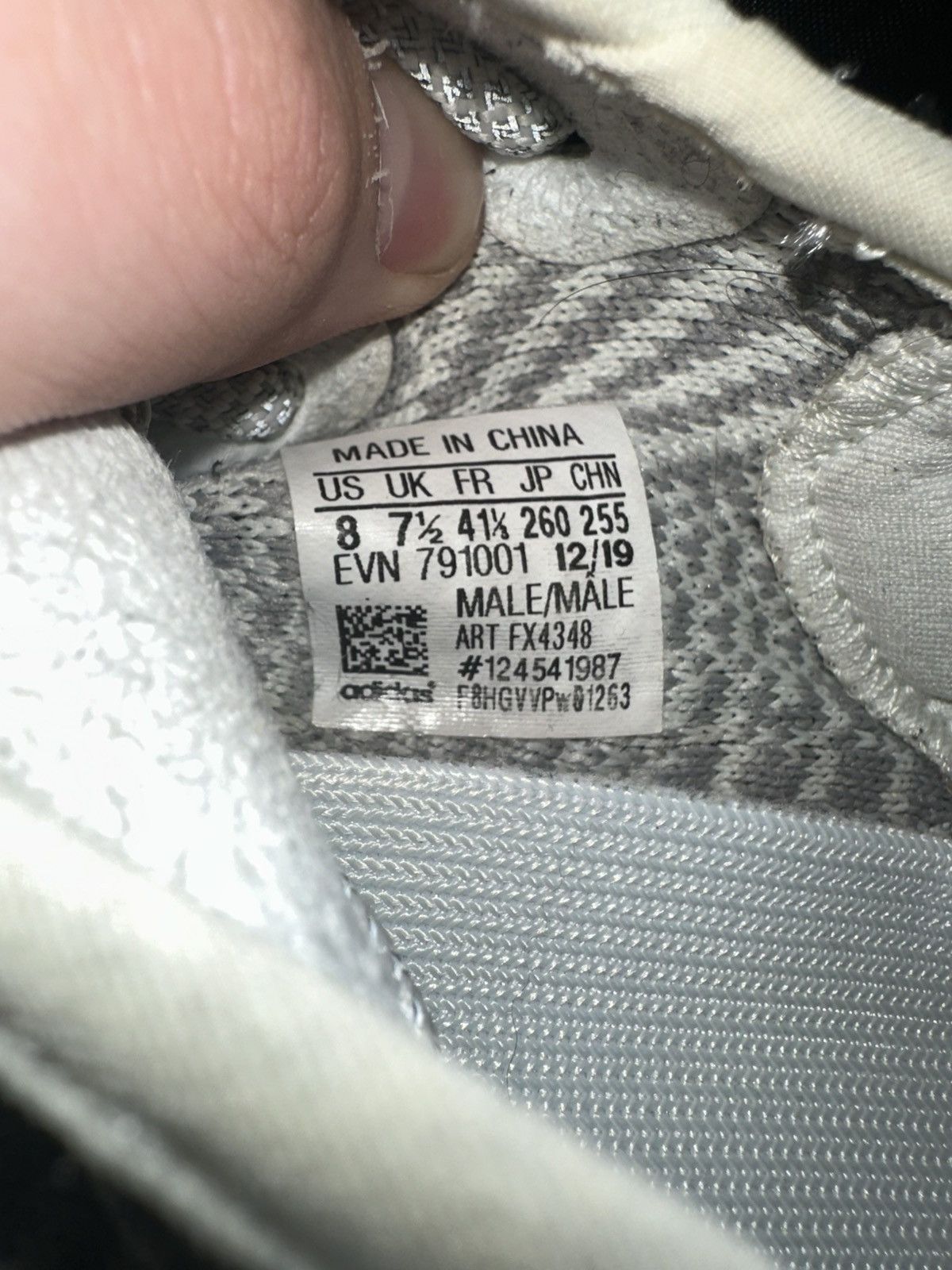 Adidas Yeezy Yeshaya Size 8 Size US 8 / EU 41 - 6 Thumbnail