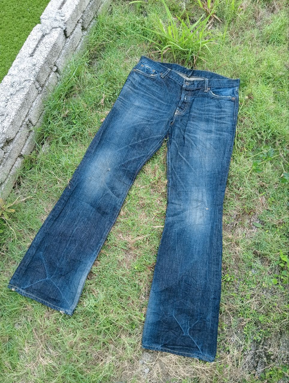 Japanese Brand JAPANESE QLAMB DISTRESSED FLARE PANTS - SIZE 3 Size US 34 / EU 50 - 2 Thumbnail