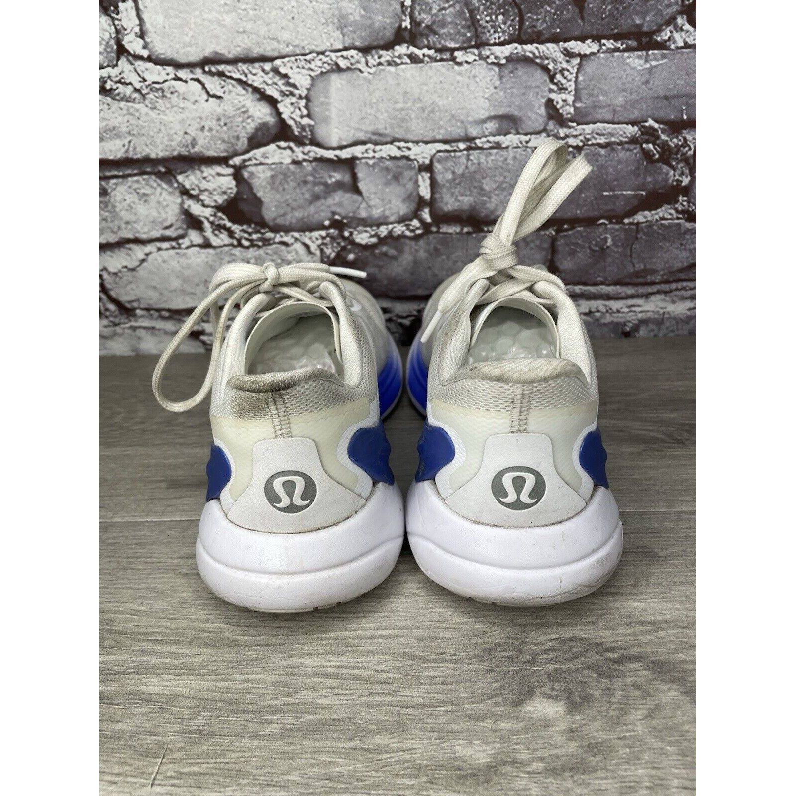 Lululemon Lululemon Blissfeel Run 2 White Blue Running Shoes Athletic Size US 7.5 / IT 37.5 - 5 Thumbnail