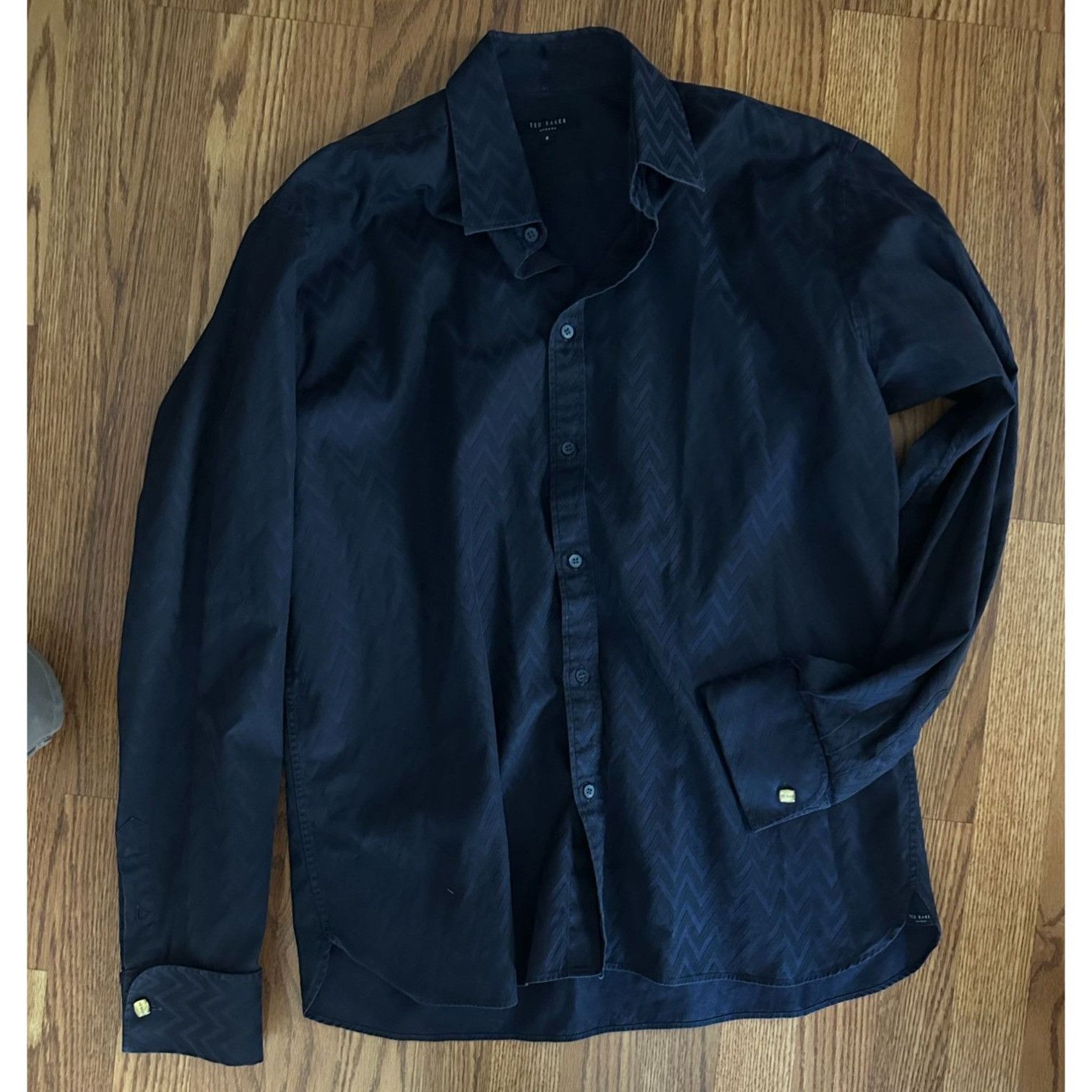 Ted Baker Ted Baker designer black button down men's shirt with cuffli Size US XL / EU 56 / 4 - 4 Thumbnail