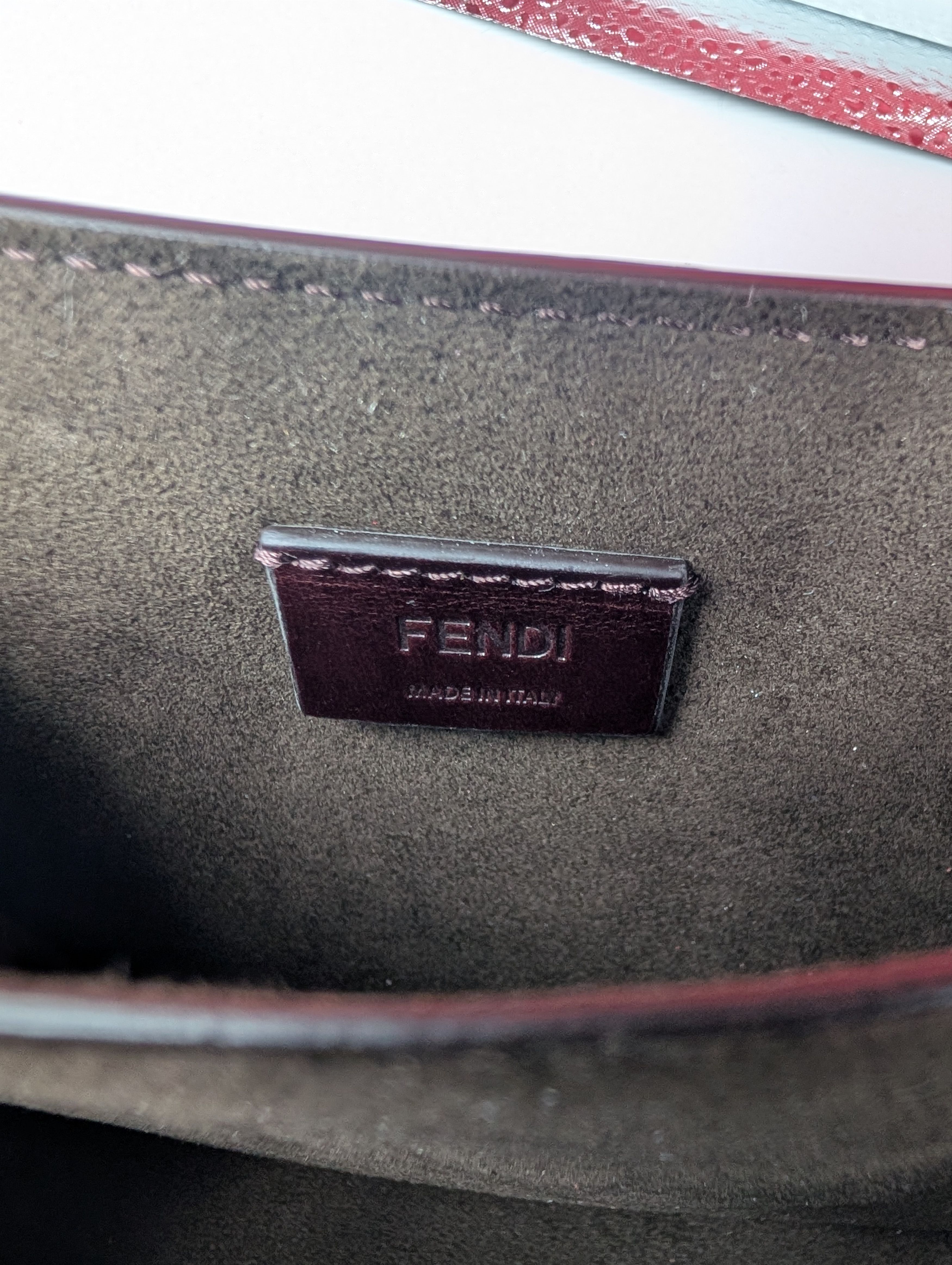 Fendi Fendi Brown Kaligraphy Patent Leather Shoulder Bag Size ONE SIZE - 9 Thumbnail