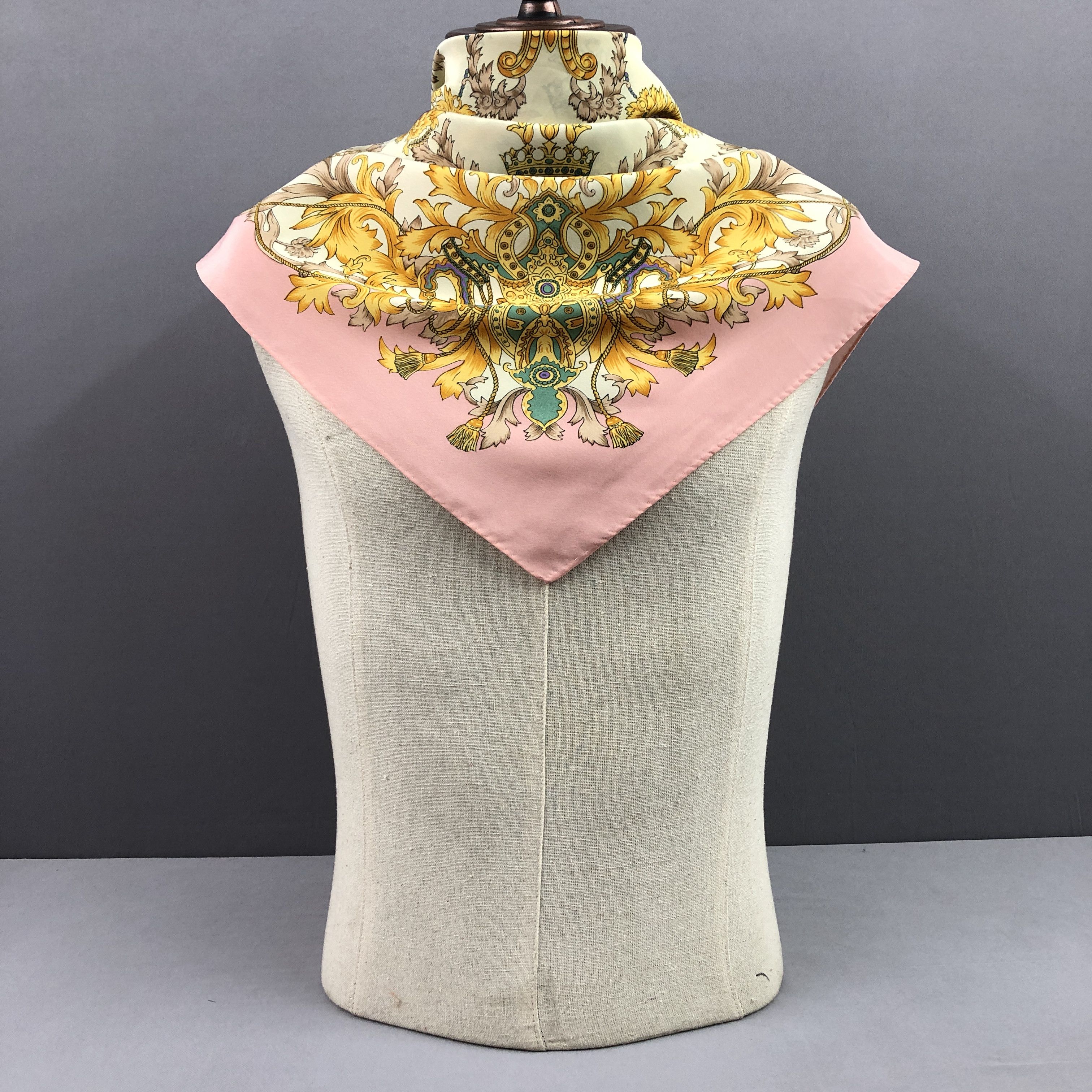 Other Vintage Luxury SILK Scarf Twill Stole Wraps Scarves Size ONE SIZE - 3 Thumbnail