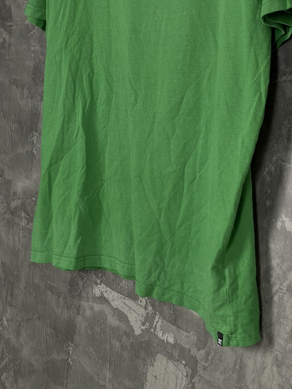 DC × Vintage DC Shoes Skateboarding Y2K Retro StyleT Shirt Size US L / EU 52-54 / 3 - 8 Thumbnail
