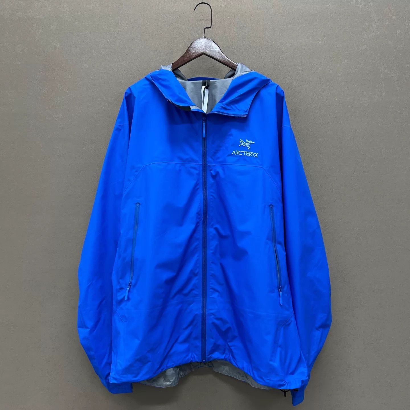 Arc'teryx Blue Hooded Raincoat - XXL Size US XXL / EU 58 / 5 - 1 Thumbnail