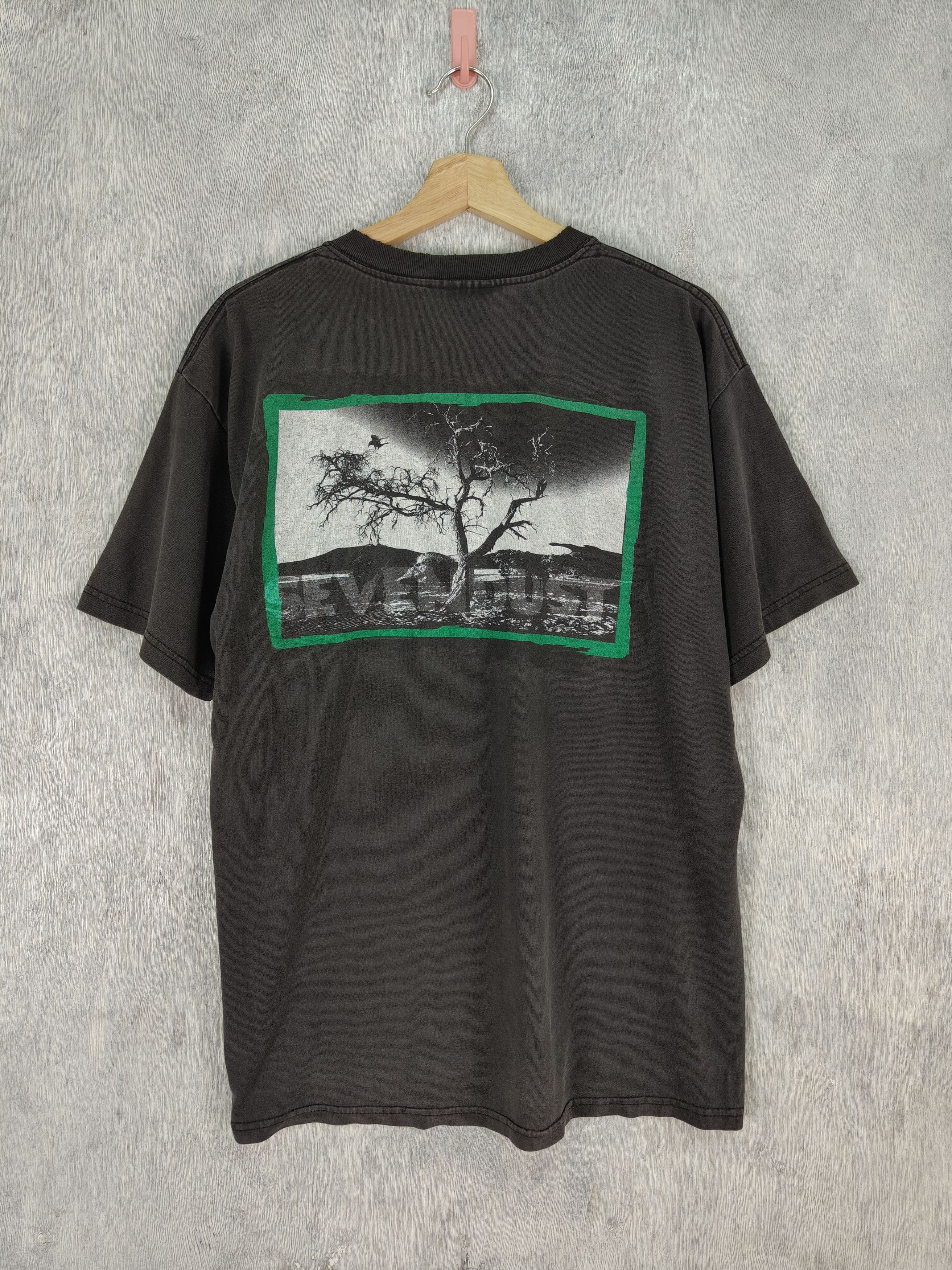 image of Band Tees x Vintage Sevendust Rock Band Shirt in Black, Men's (Size Large)