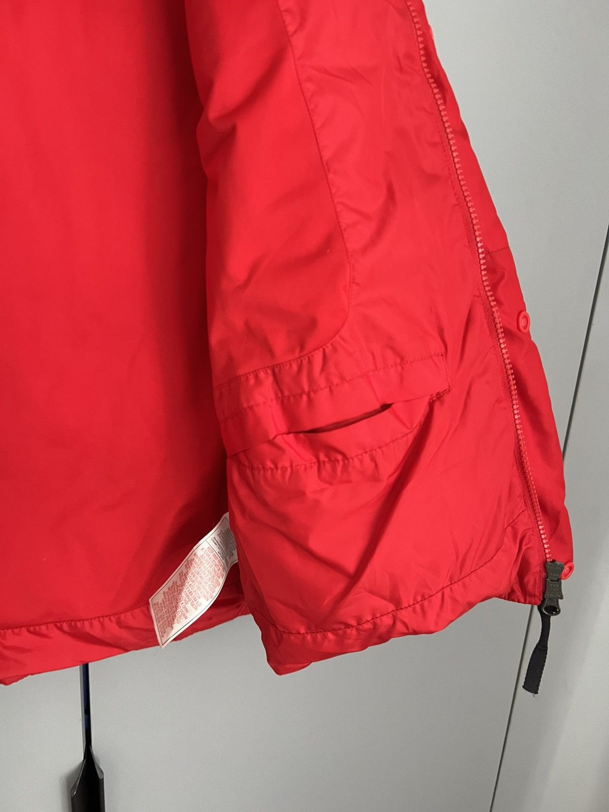 Nike Vintage Nike Mens Goose Down Puffer Vest Size US M / EU 48-50 / 2 - 10 Thumbnail