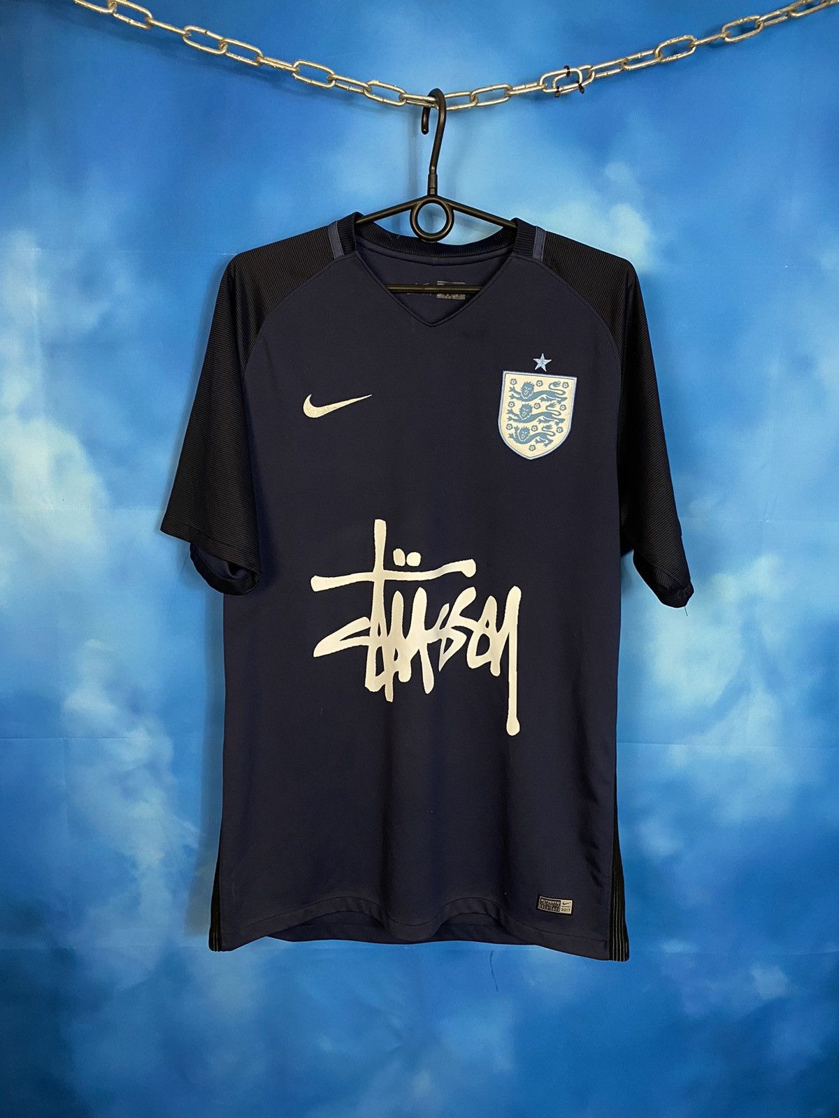 Nike × Vintage Nike England soccer home jersey Size US L / EU 52-54 / 3 - 2 Thumbnail