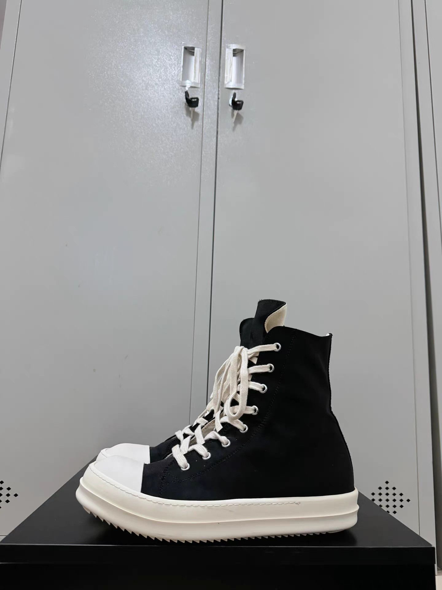 Rick Owens Drkshdw Rick Owens Drkshdw high-top Converse sneakers Size US 9 / EU 42 - 7 Thumbnail