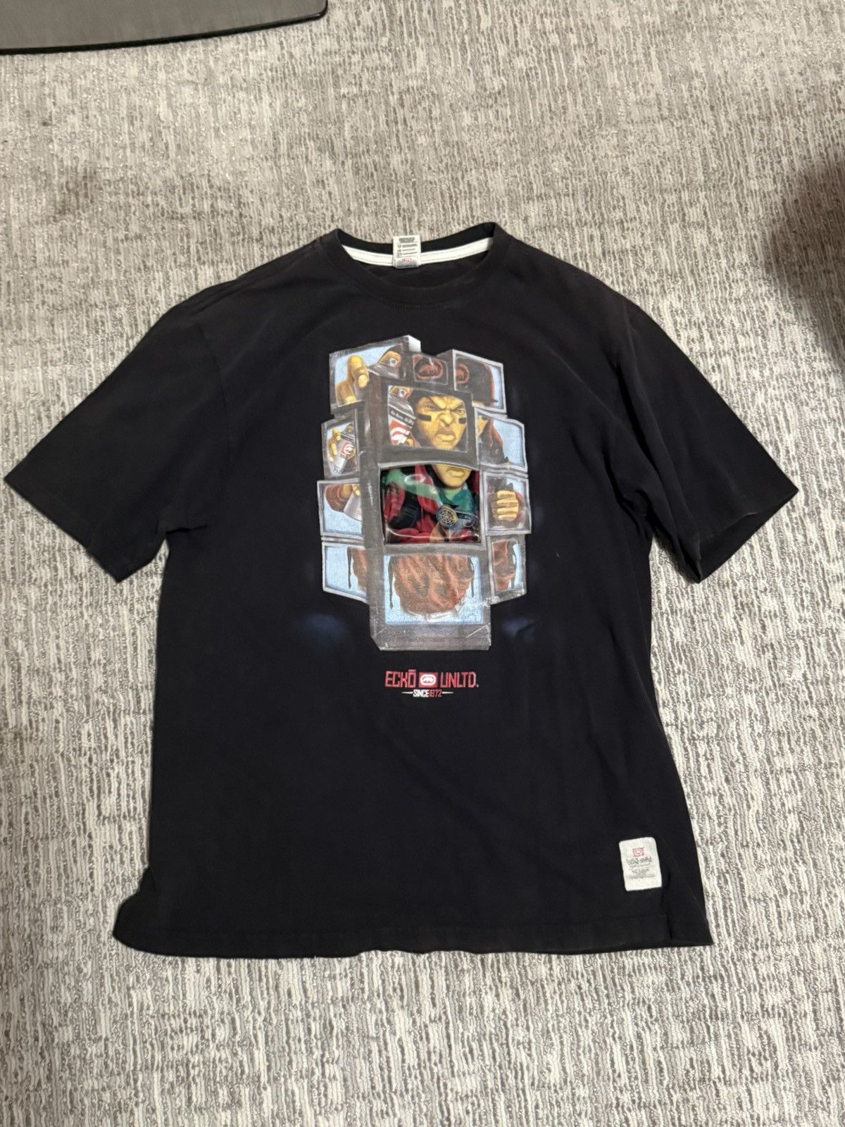 Ecko Unltd. Ecko T-shirt 3d tv graphic Size US XL / EU 56 / 4 - 1 Thumbnail