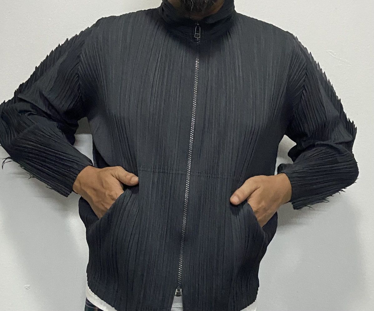 Issey Miyake Vintage Issey Miyake Pleated Jacket Size US M / EU 48-50 / 2 - 1 Thumbnail