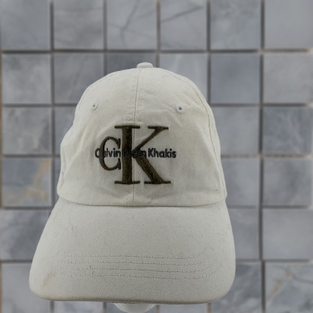 Calvin Klein Calvin Klein Hat Cap Strap Back One Size White Embroidered Mens Casual Cap Baseball Cap Size ONE SIZE - 1 Thumbnail