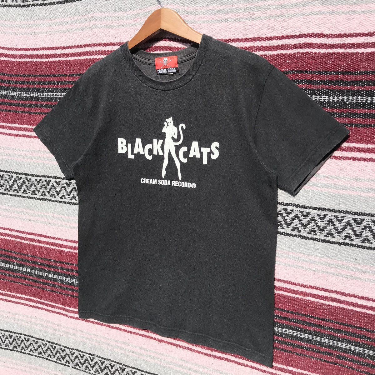 Vintage Vintage Cream Soda Black Cats Tee Japanese Brand Sun Faded Size US S / EU 44-46 / 1 - 3 Thumbnail