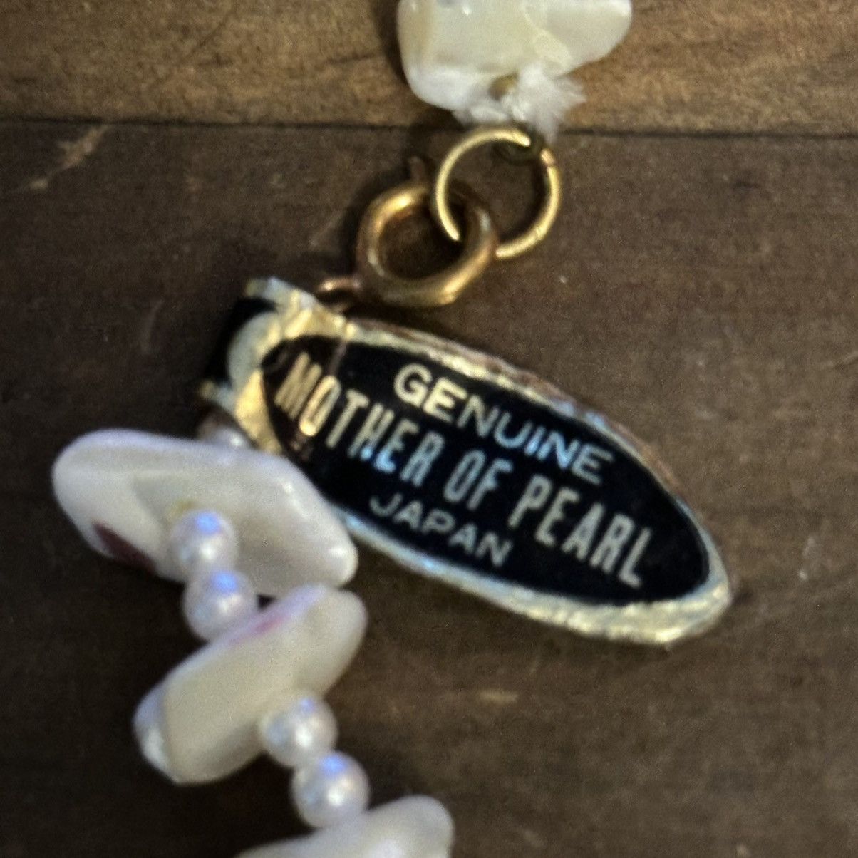 Vintage Vintage long mother of pearl and abalone chip necklace Size ONE SIZE - 6 Thumbnail