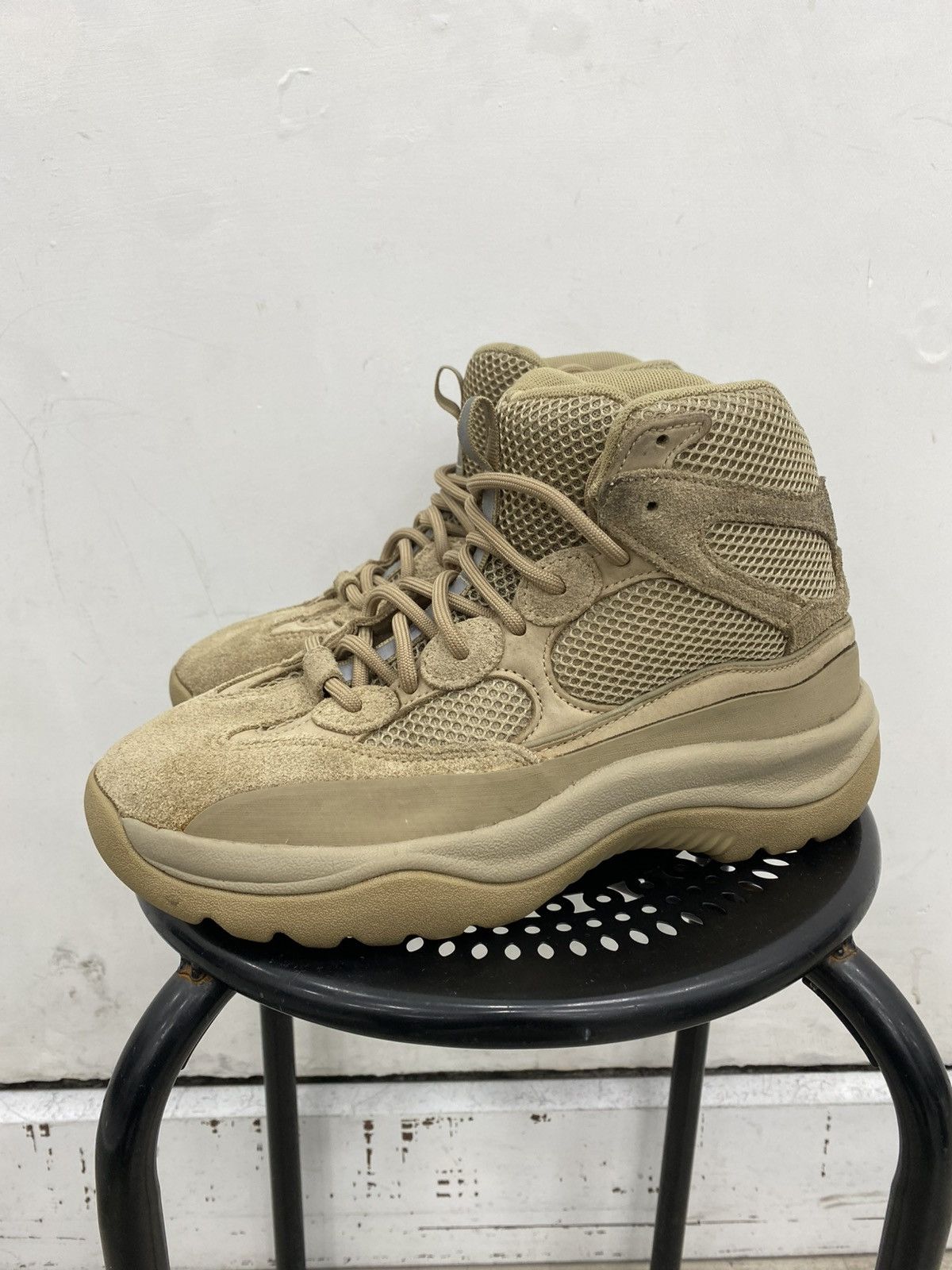 Adidas × Kanye West Adidas x kanye west yeezy desert boot rock Size US 7.5 / EU 40-41 - 2 Thumbnail
