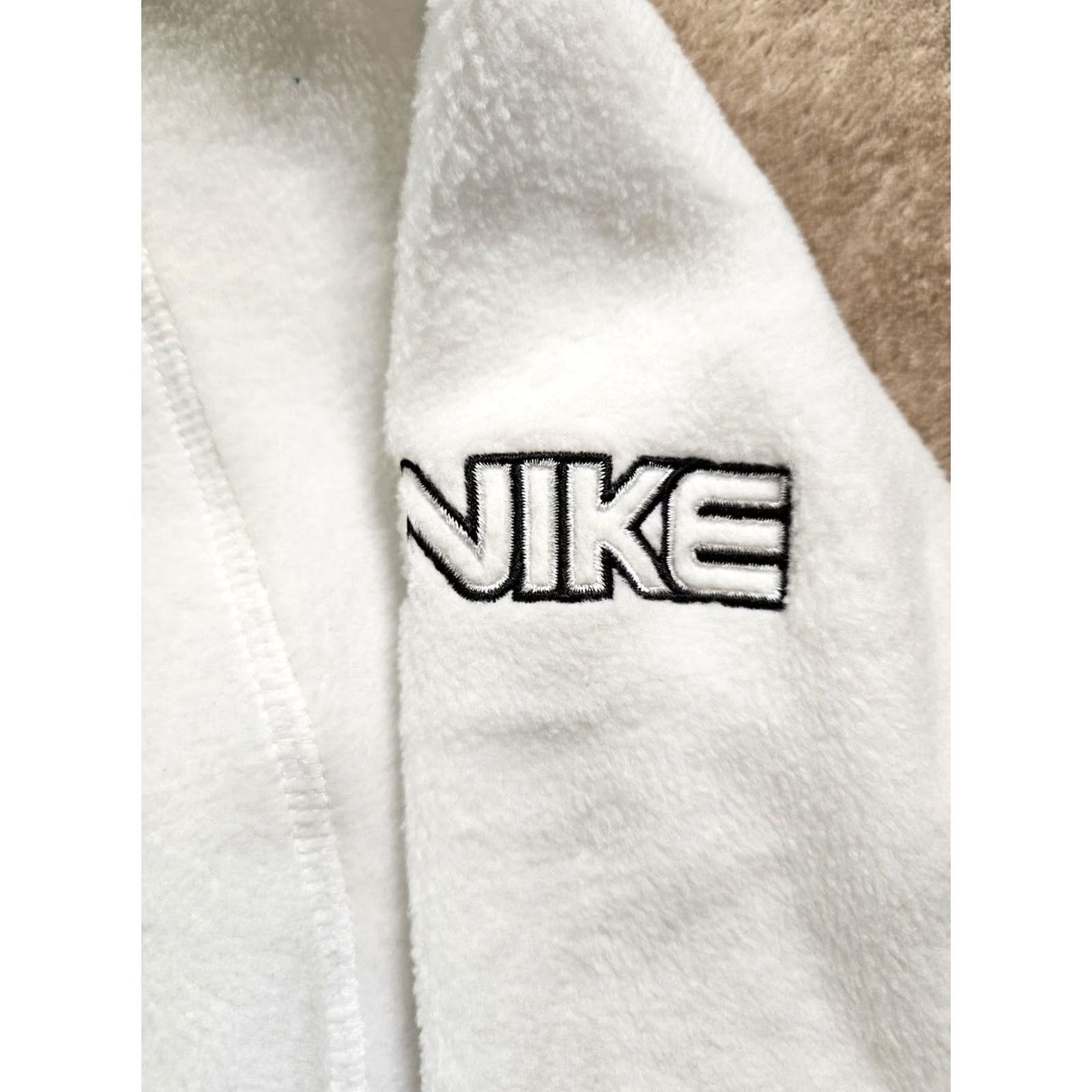 Nike VINTAGE Nike Center Swoosh Hoodie Men XL White Fleece 90s Retro Sports Size US XL / EU 56 / 4 - 5 Thumbnail