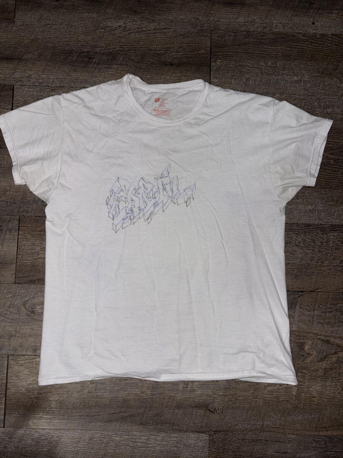 Other Drawn - “Earth” Graffiti T shirt - Size L Size US L / EU 52-54 / 3 - 1 Thumbnail