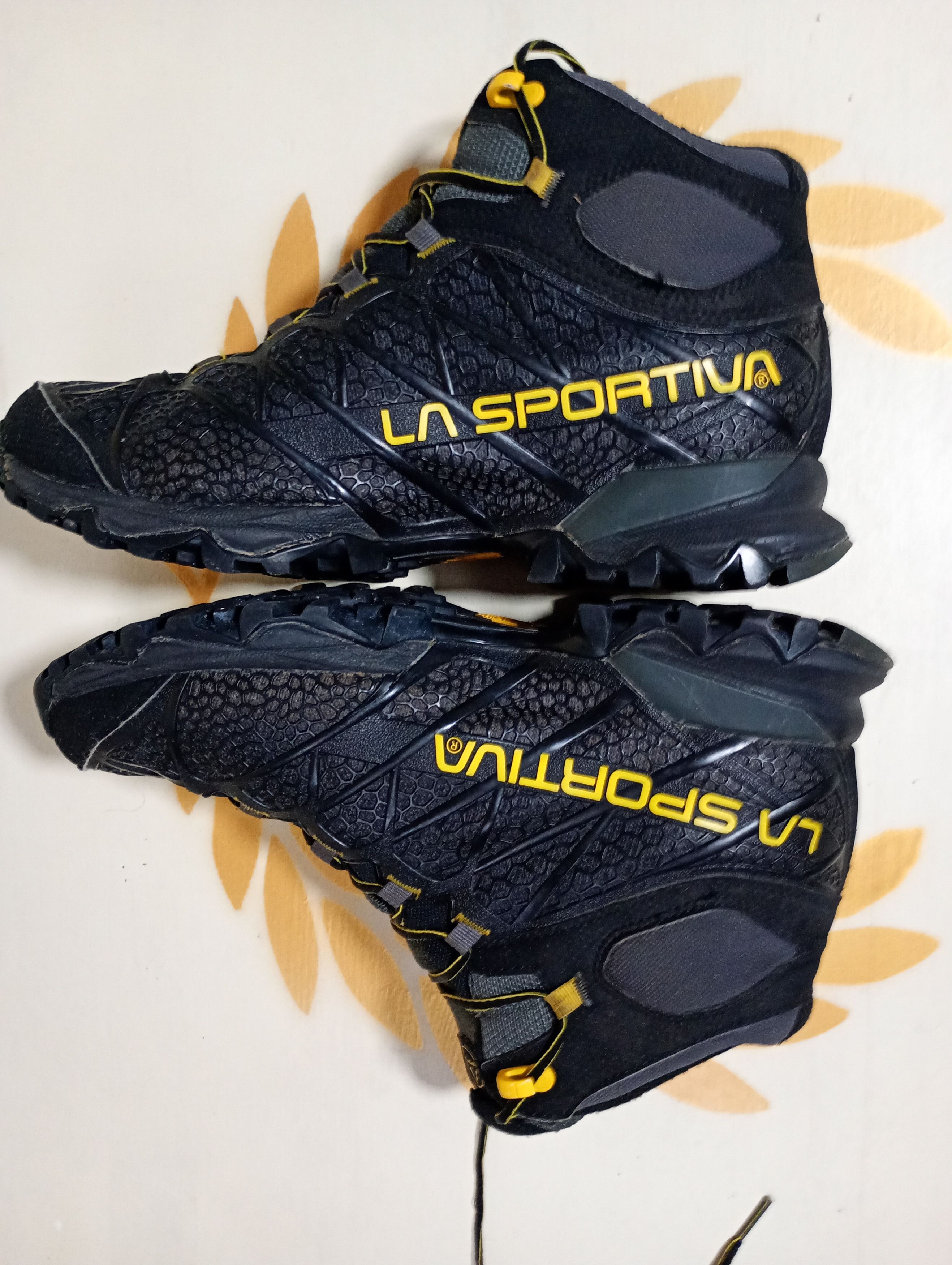 La Sportiva La Sportiva Core High GTX Boots Size US 8.5 / EU 41-42 - 15 Thumbnail