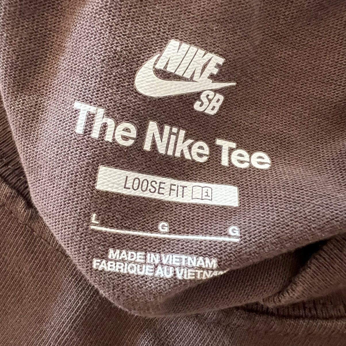 Nike SB Yuto Horigome Nike SB Max90 Tee Baroque Brown L SS23 Size US L / EU 52-54 / 3 - 10 Thumbnail