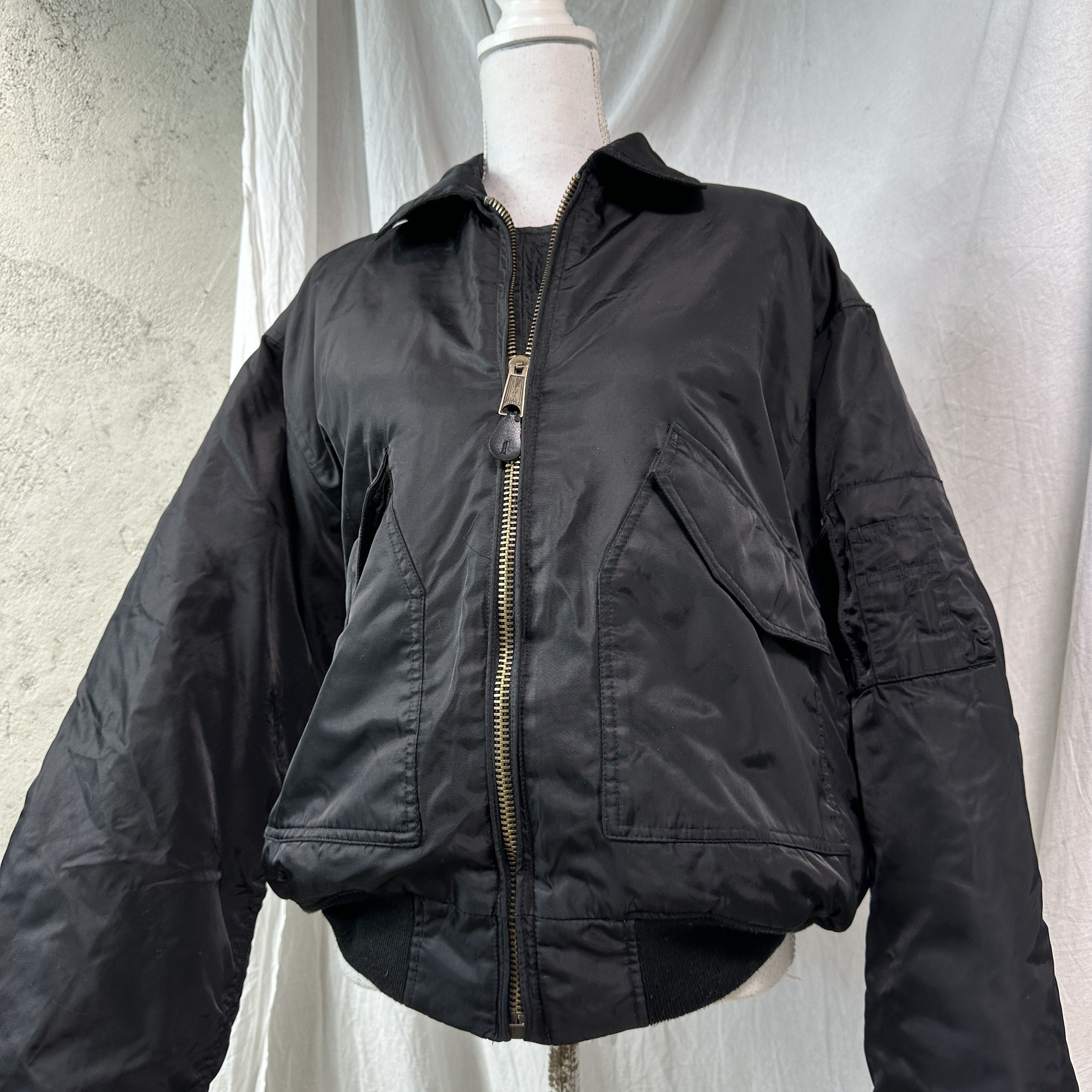Vintage Vintage Streetwear MA-1 Flyers Bomber Jacket 00s Size US XL / EU 56 / 4 - 8 Thumbnail