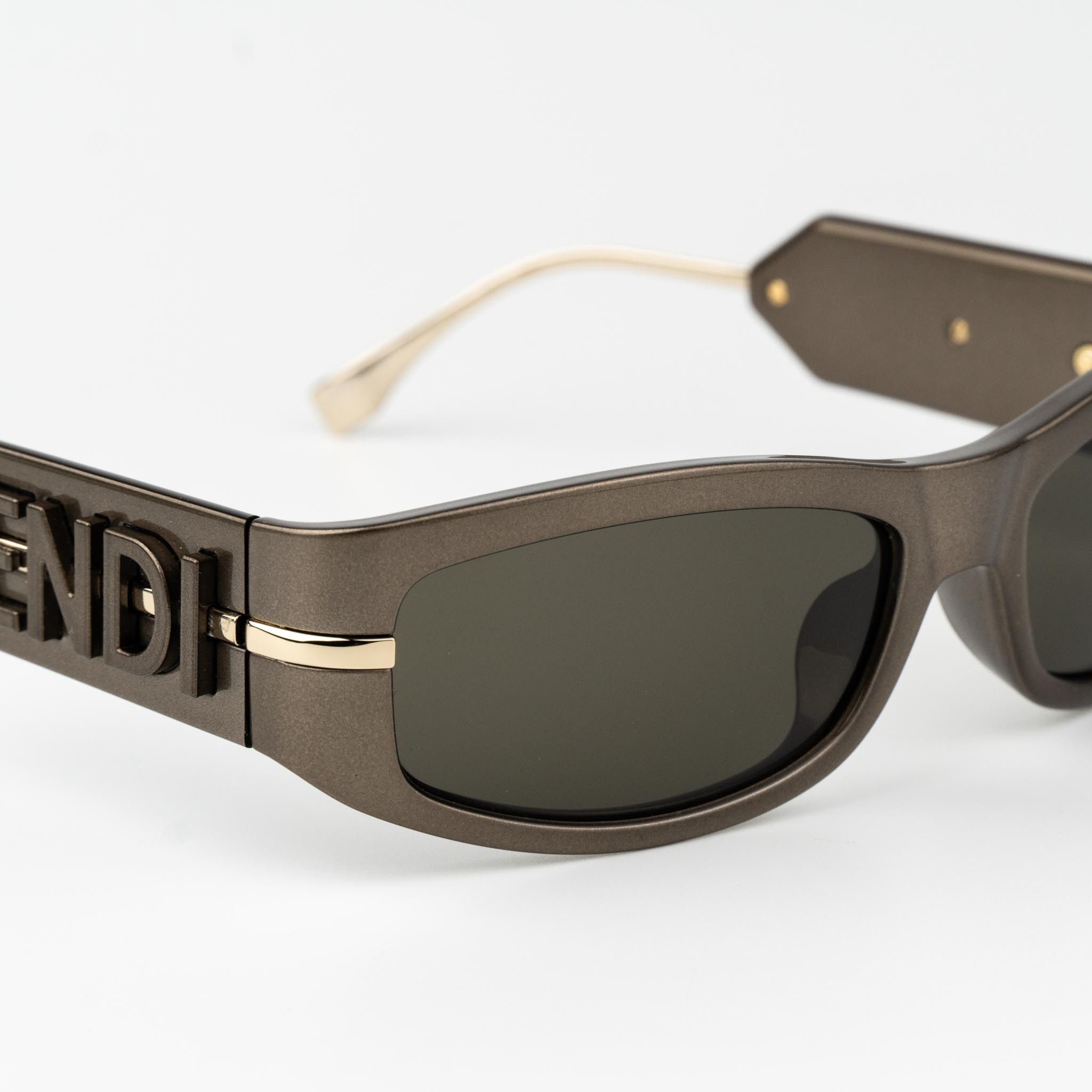 Fendi Fendi SHADOW Women Sunglasses Oval FE40120I 45E BRAND NEW Size ONE SIZE - 6 Thumbnail