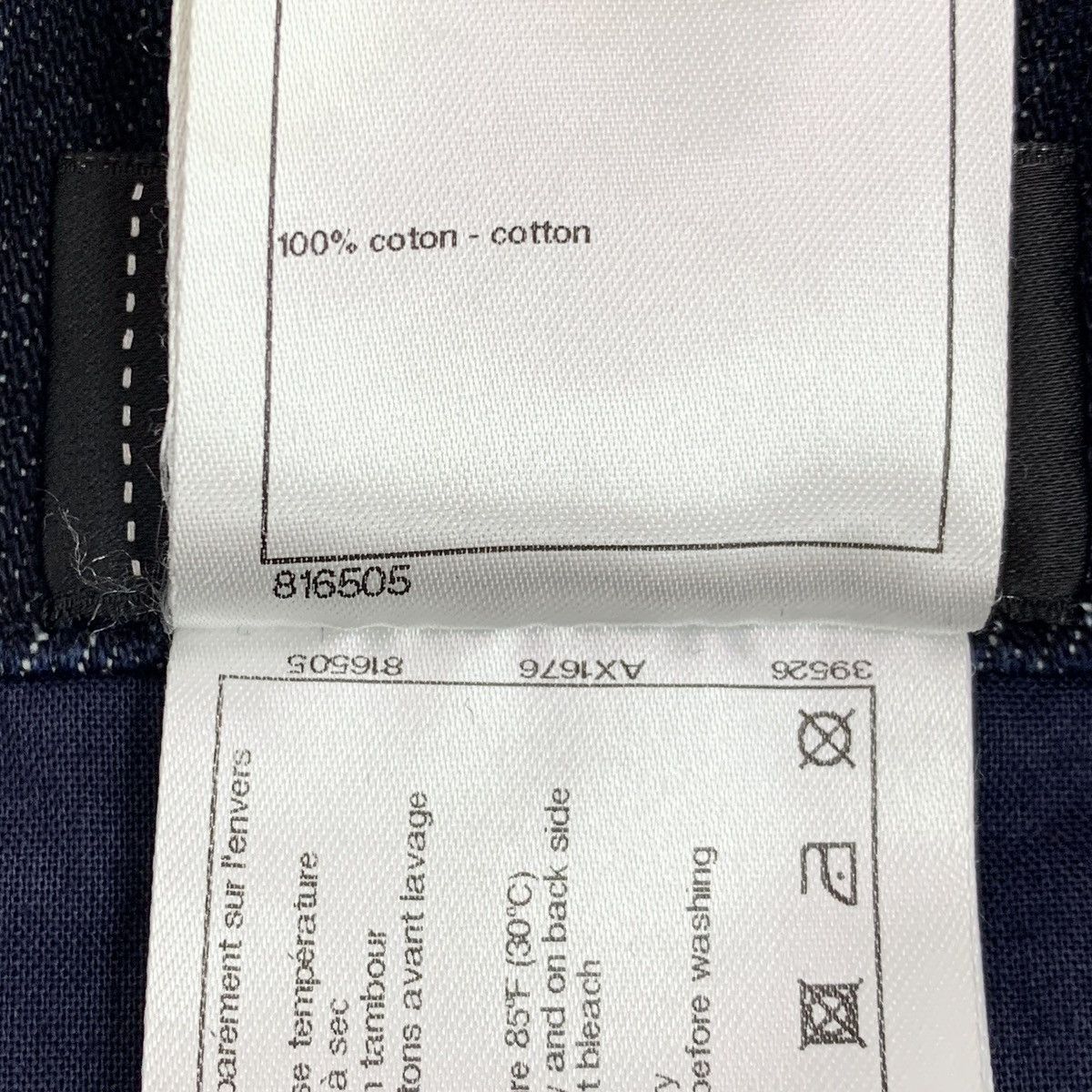 Chanel Chanel Navy Blue Court Flower Dark Embroidered Cotton Shorts Size 26" / US 2 / IT 38 - 8 Thumbnail