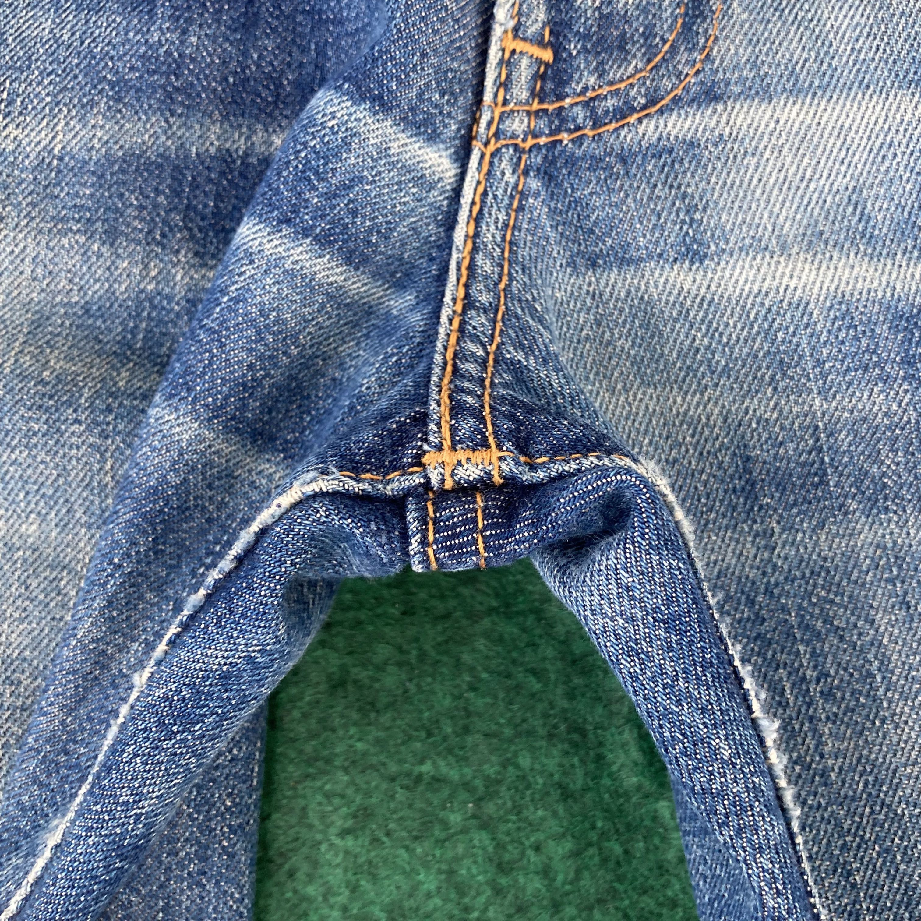 Levi's × Vintage Vtg Levis 517 Ripped Denim Bootcut Flared Sz 33 Jeans Size US 33 - 7 Thumbnail
