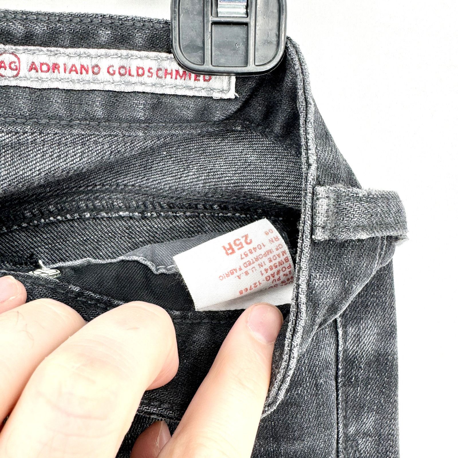 AG Adriano Goldschmied Adriano Goldschmied Skinny Black Cropped Jeans Size 25R Size 25" / US 0 / IT 36 - 5 Thumbnail