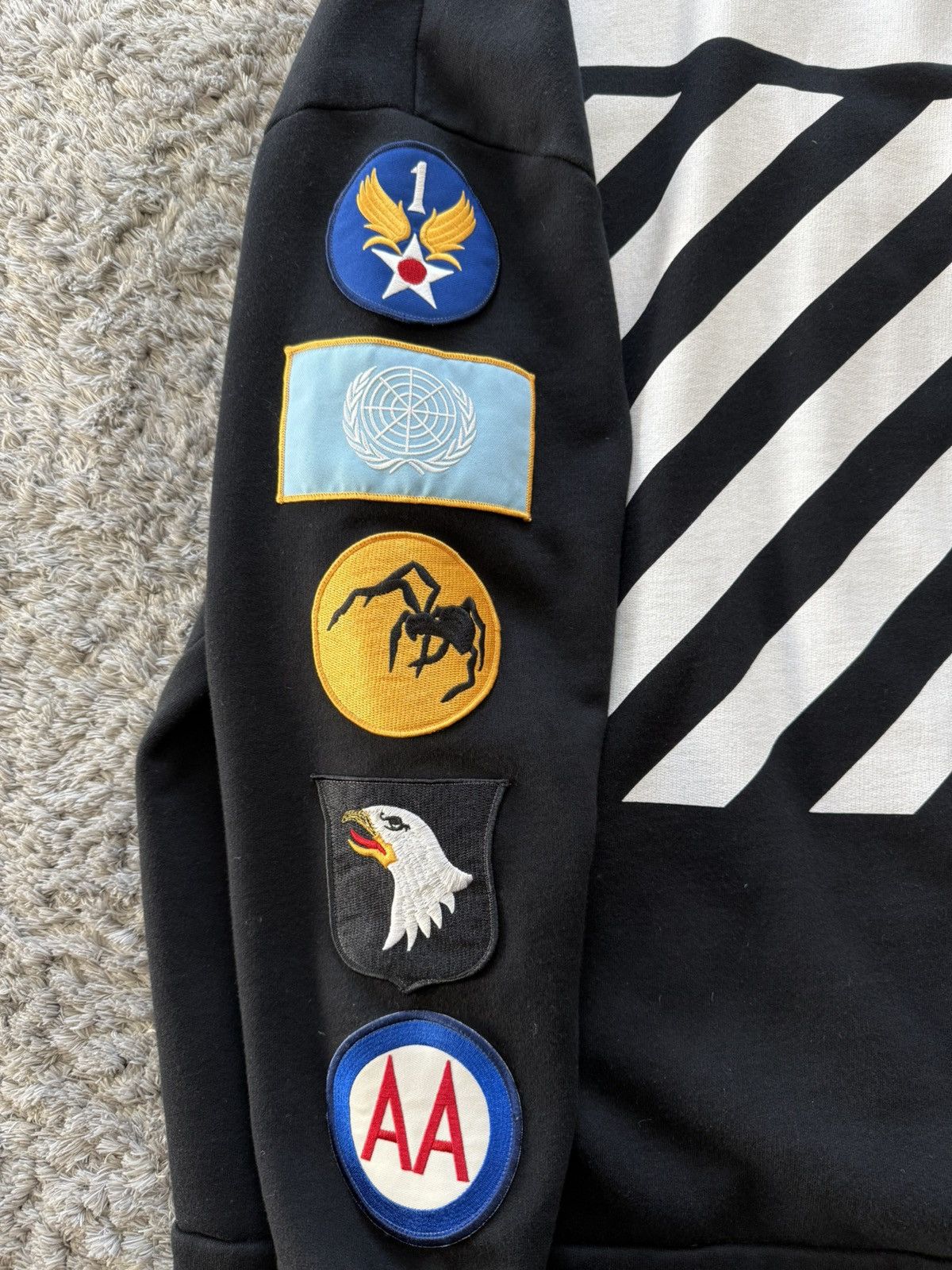 Off-White Off white Vintage Zip Up Hoodie size S Size US S / EU 44-46 / 1 - 4 Thumbnail