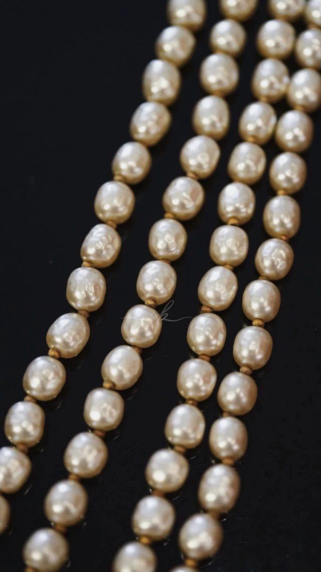 Miriam Haskell Miriam Haskell 60s Baroque Pearl Necklace & Clip Earrings Size ONE SIZE - 3 Thumbnail