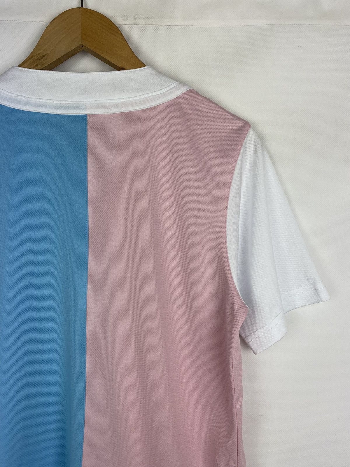 Karl Kani Karl Kani ladies short sleeve big logo jersey shirt size S Size S / US 4 / IT 40 - 15 Thumbnail