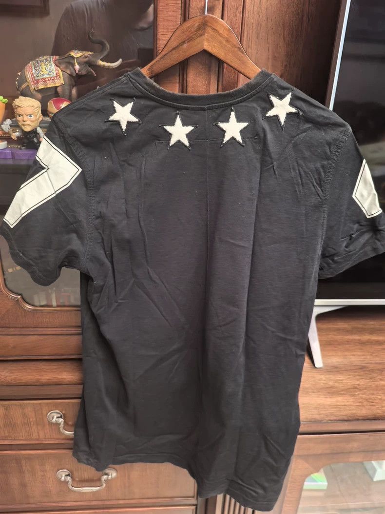 Givenchy Givenchy Five-Star Velvet Short-Sleeve, Size M Size US M / EU 48-50 / 2 - 4 Thumbnail