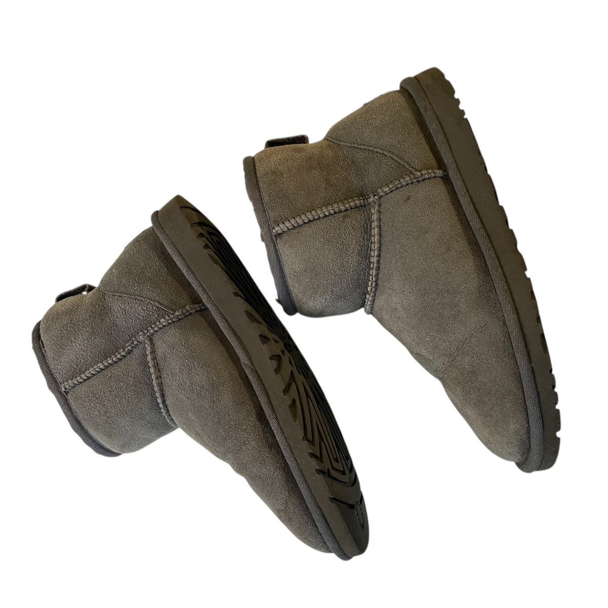 Ugg UGG Australia Classic Mini Grey Gray Suede Ankle Boots Size US 7 / IT 37 - 3 Thumbnail