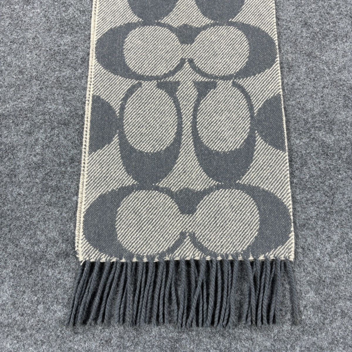 Coach Coach Scarf # D768 # Muffler # Neckwear Size ONE SIZE - 5 Thumbnail