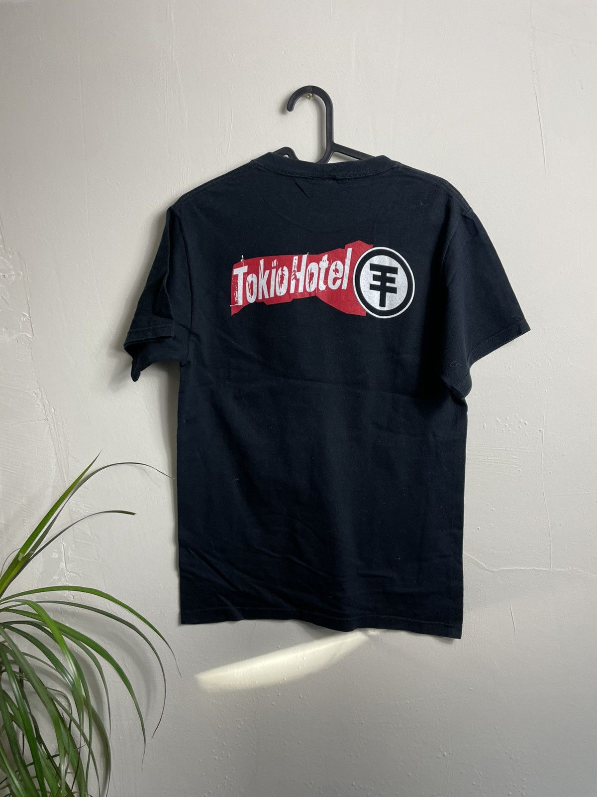 Band Tees × Vintage Y2K Tokio Hotel vintage print tee t-shirt Size US S / EU 44-46 / 1 - 4 Thumbnail