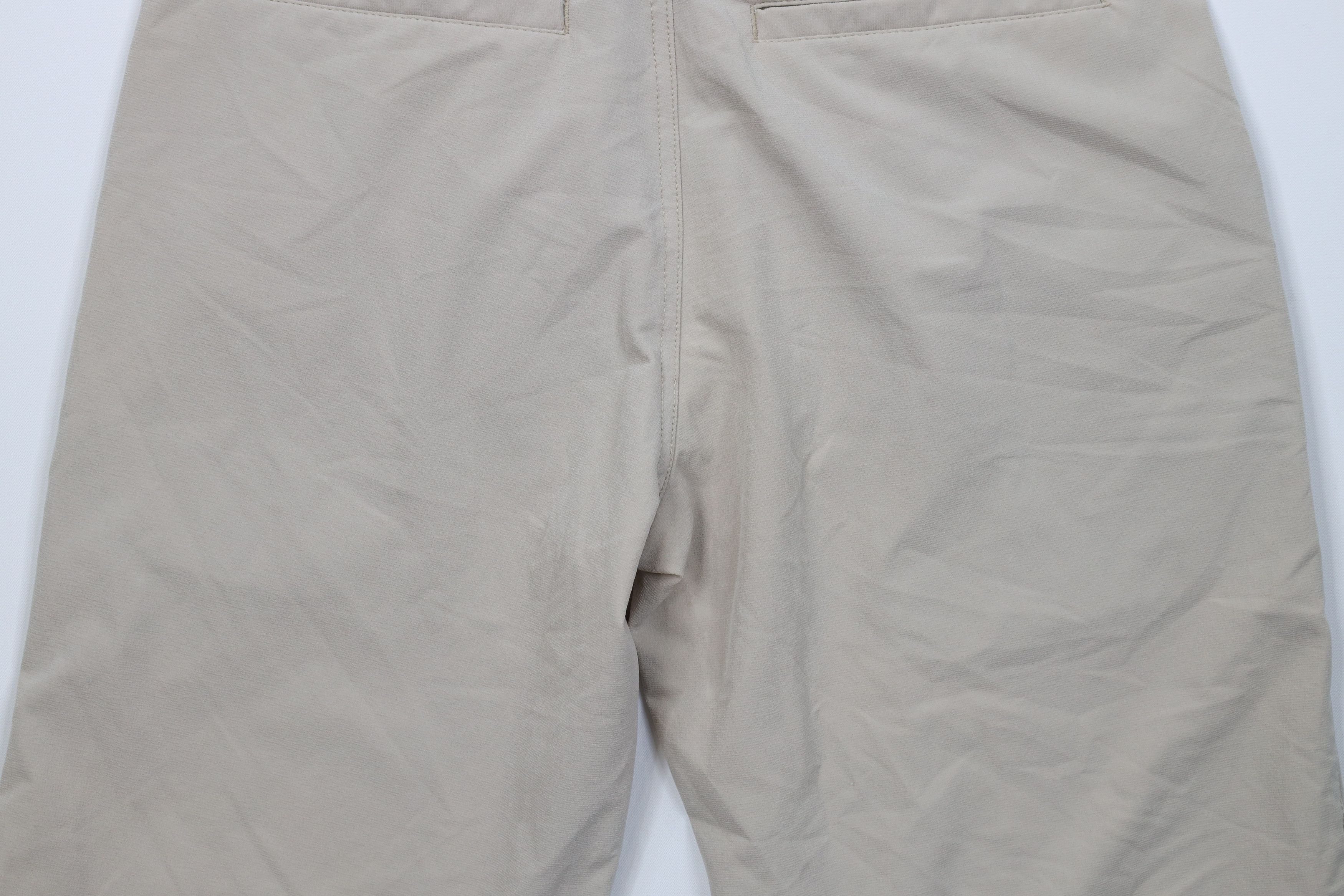 Oakley Vintage Oakley Logo Stretch Golf Golfing Shorts Beige Khaki Size US 30 / EU 46 - 12 Thumbnail
