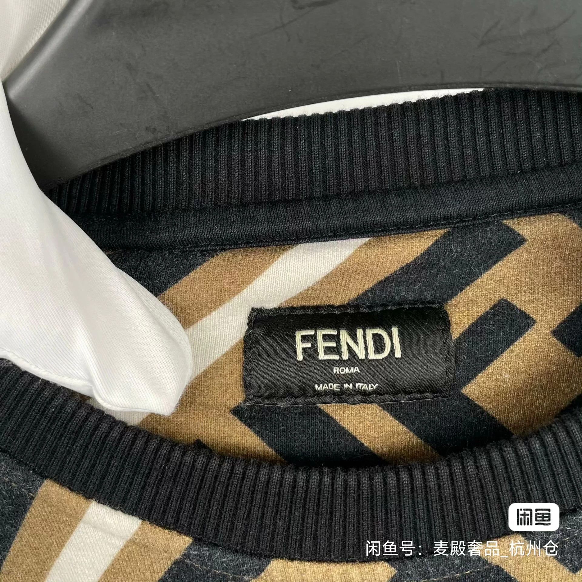 Fendi FENDI All Over Logo Hoodie M Size US M / EU 48-50 / 2 - 3 Thumbnail