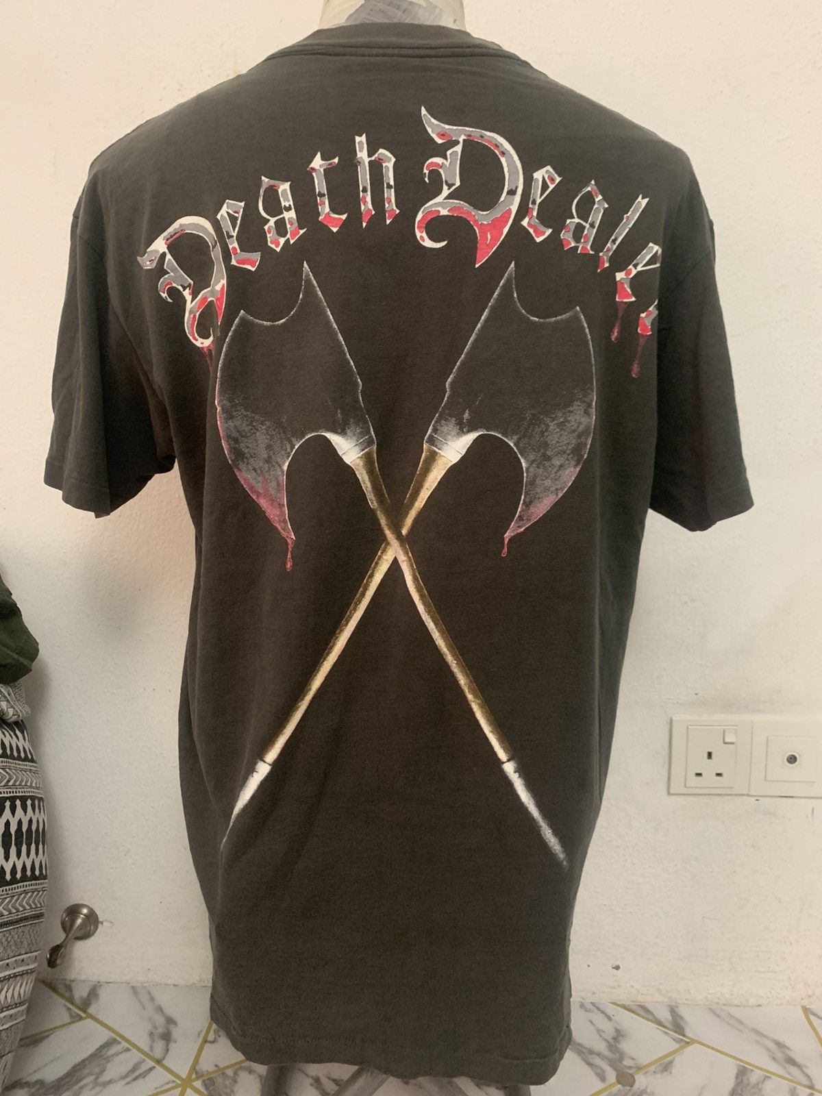 Band Tees Death Dealer Vintage 90s Size US XL / EU 56 / 4 - 2 Thumbnail